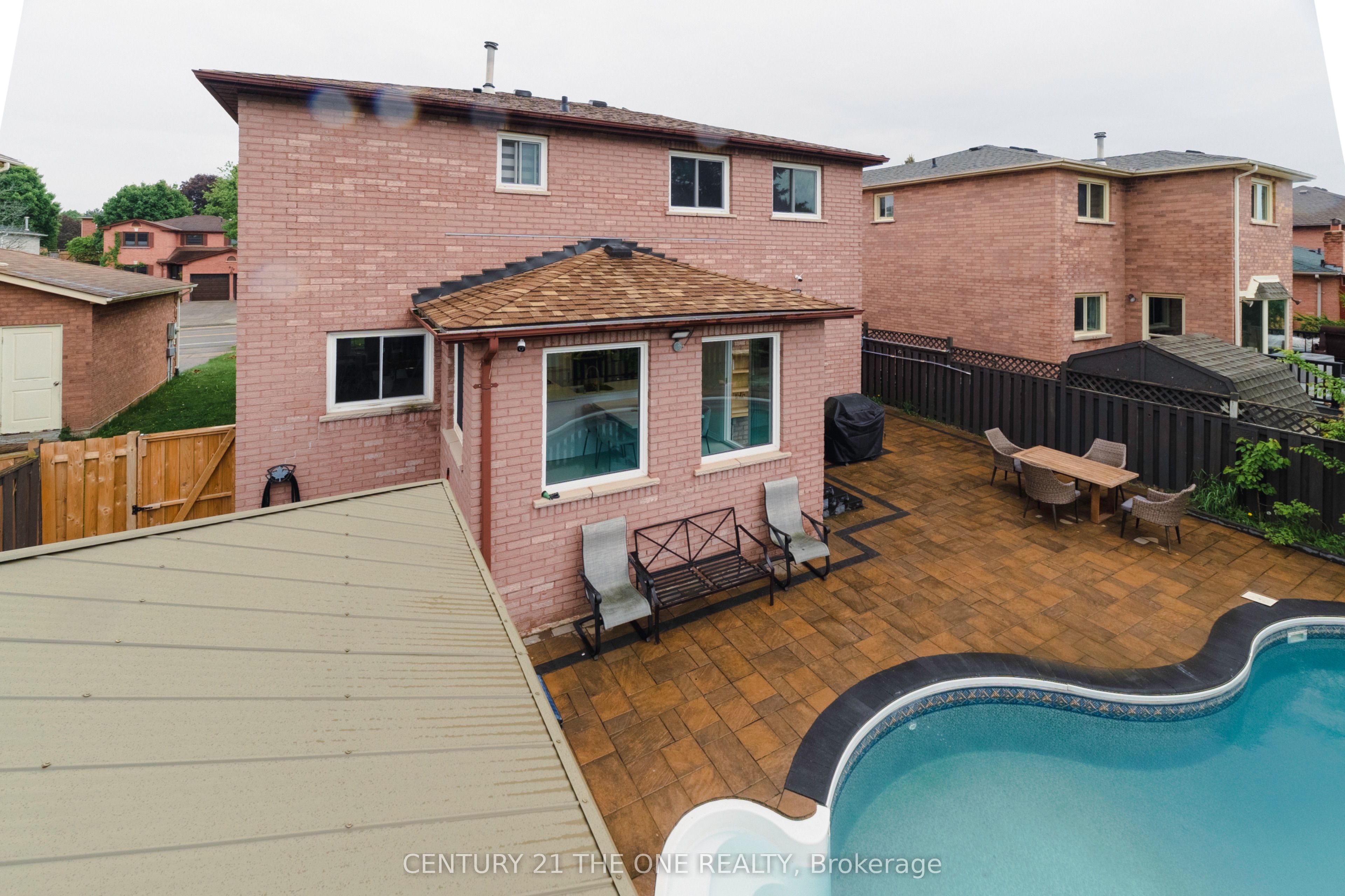 971 Leslie Valley Drive Property Photo 48