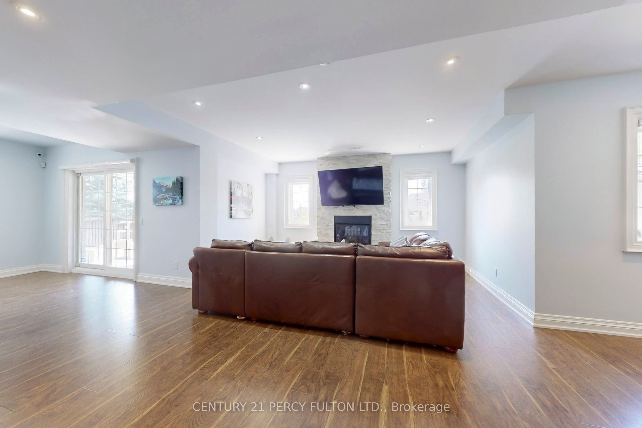 19 Sir Giancarlo Court Property Photo 28