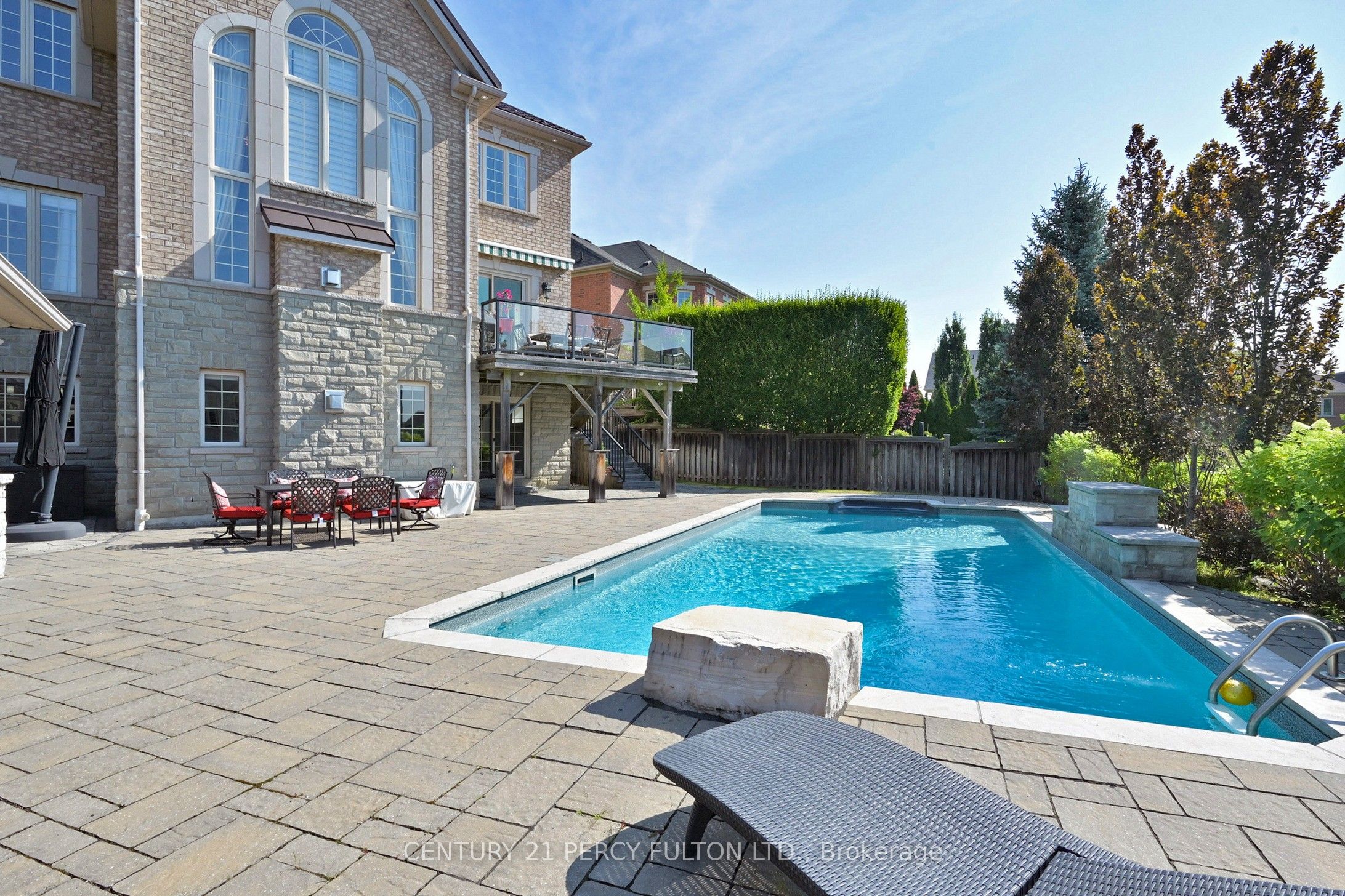 19 Sir Giancarlo Court Property Photo 39