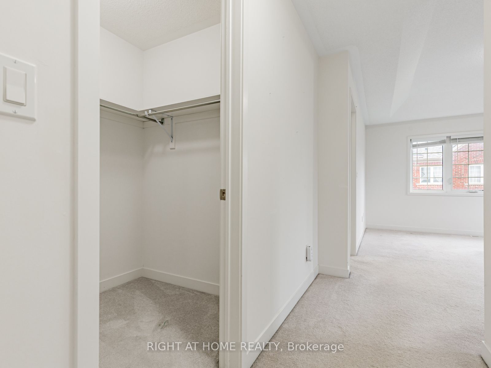 115 Knott End Crescent Property Photo 24