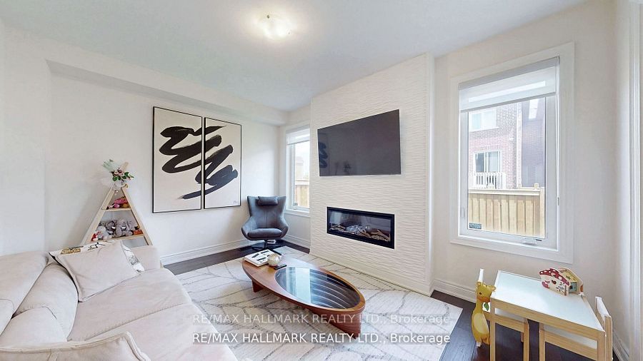 164 Frederick Pearson Street Property Photo 8