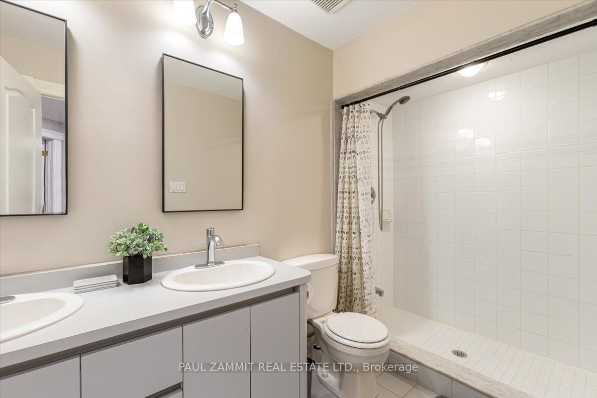 28 Thornlea Road Property Photo 25