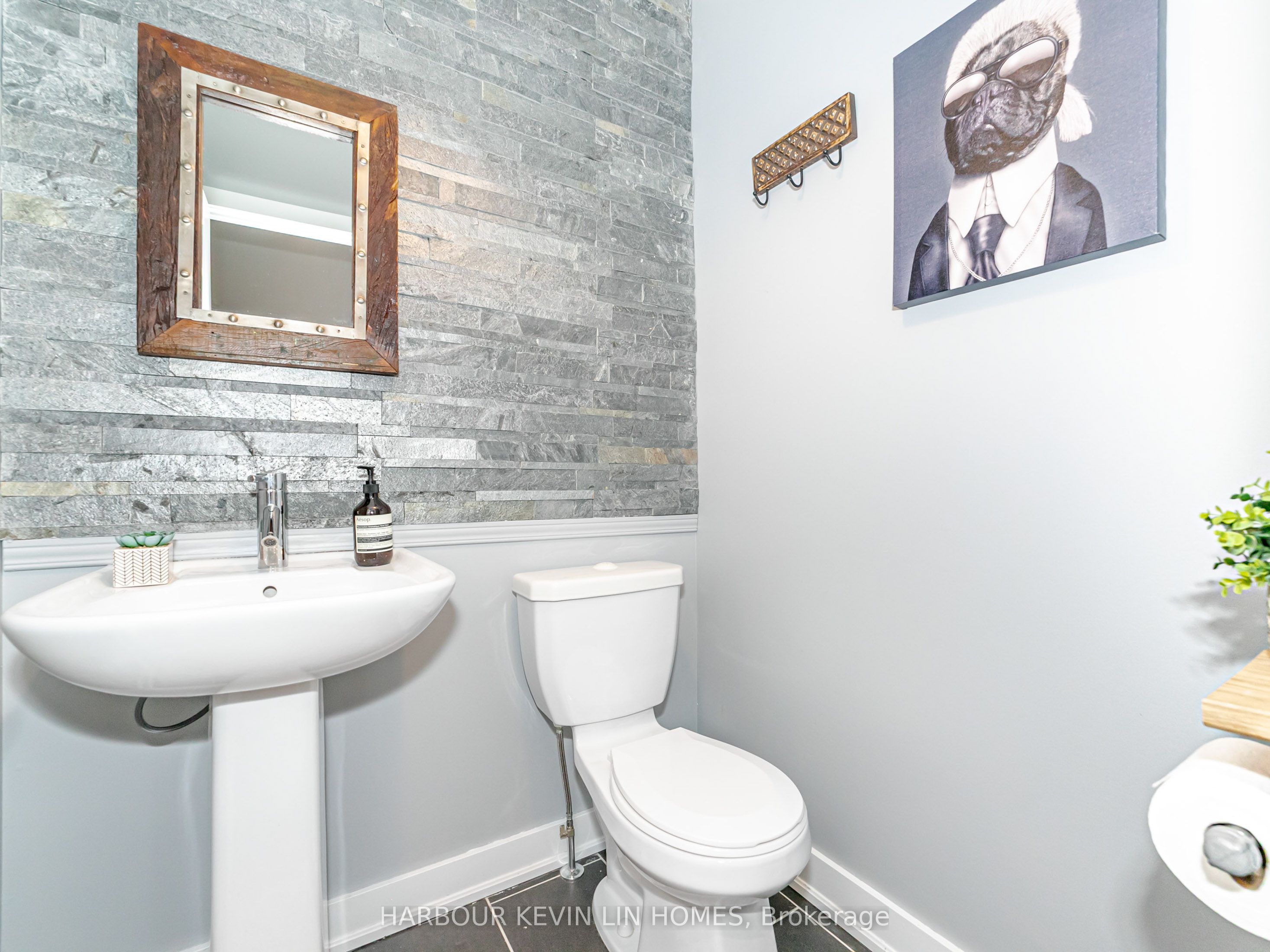 109 Anchusa Drive Property Photo 16