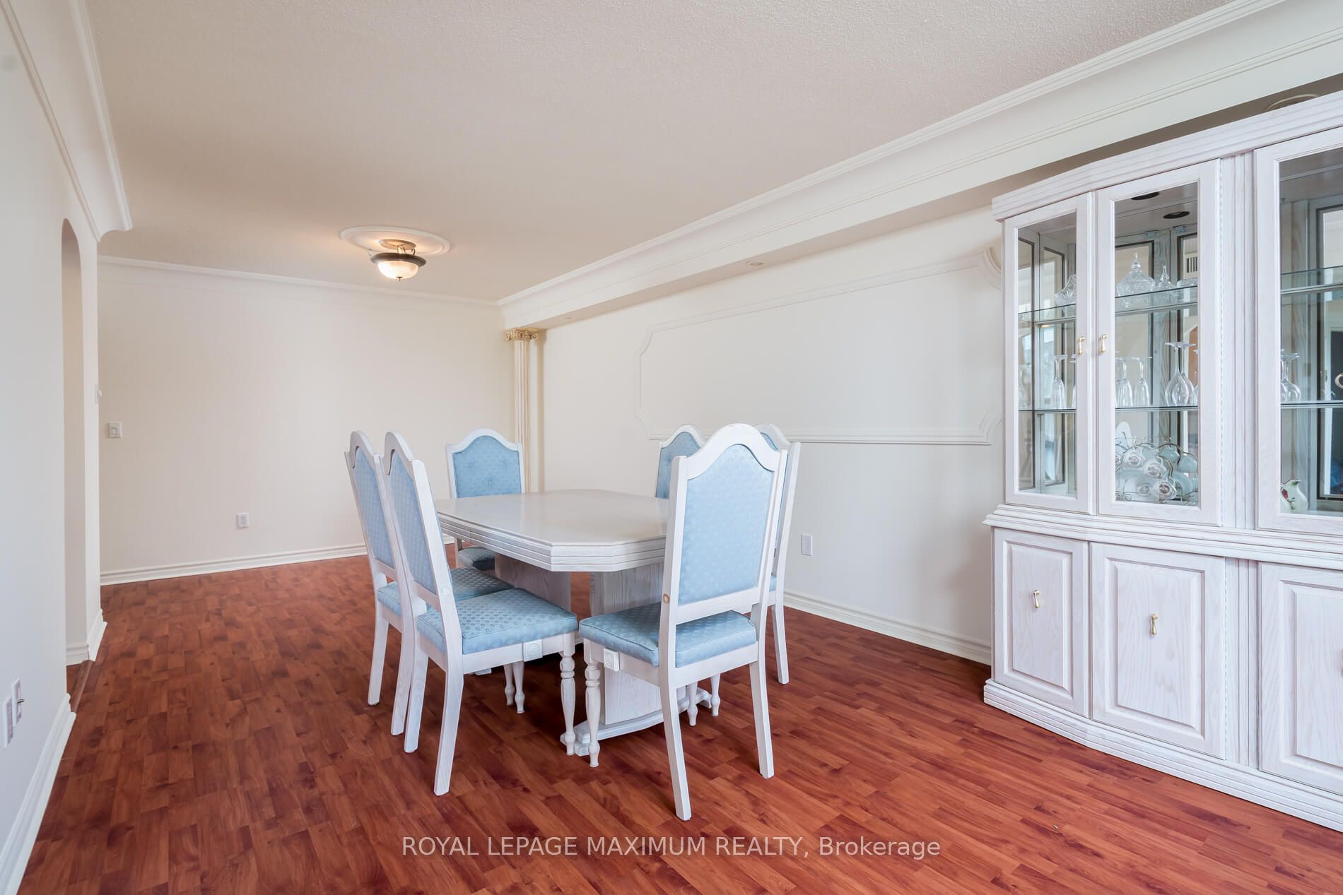 20 Harding Boulevard W 308 Property Photo 9