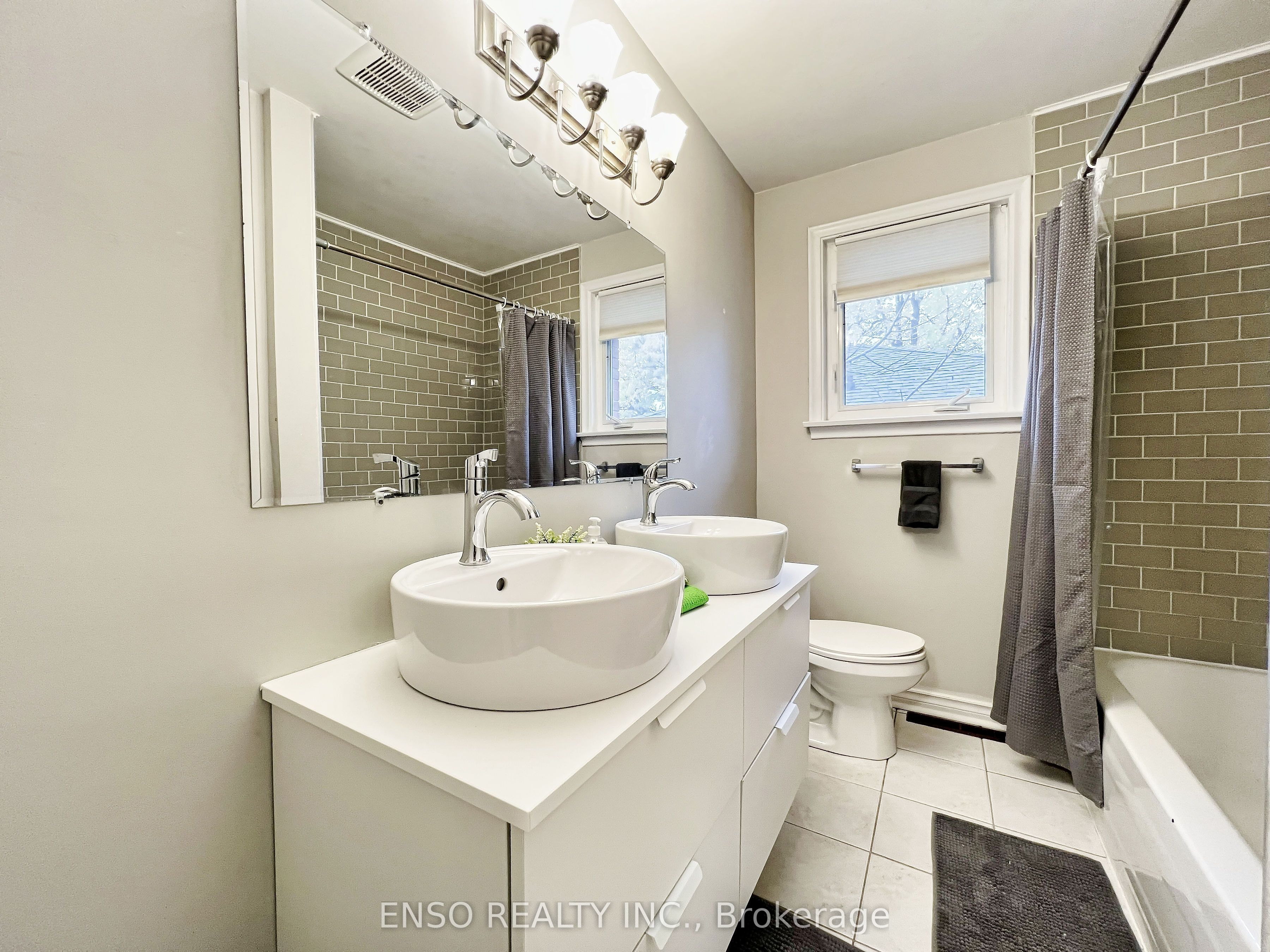 24 Gentry Crescent Property Photo 18