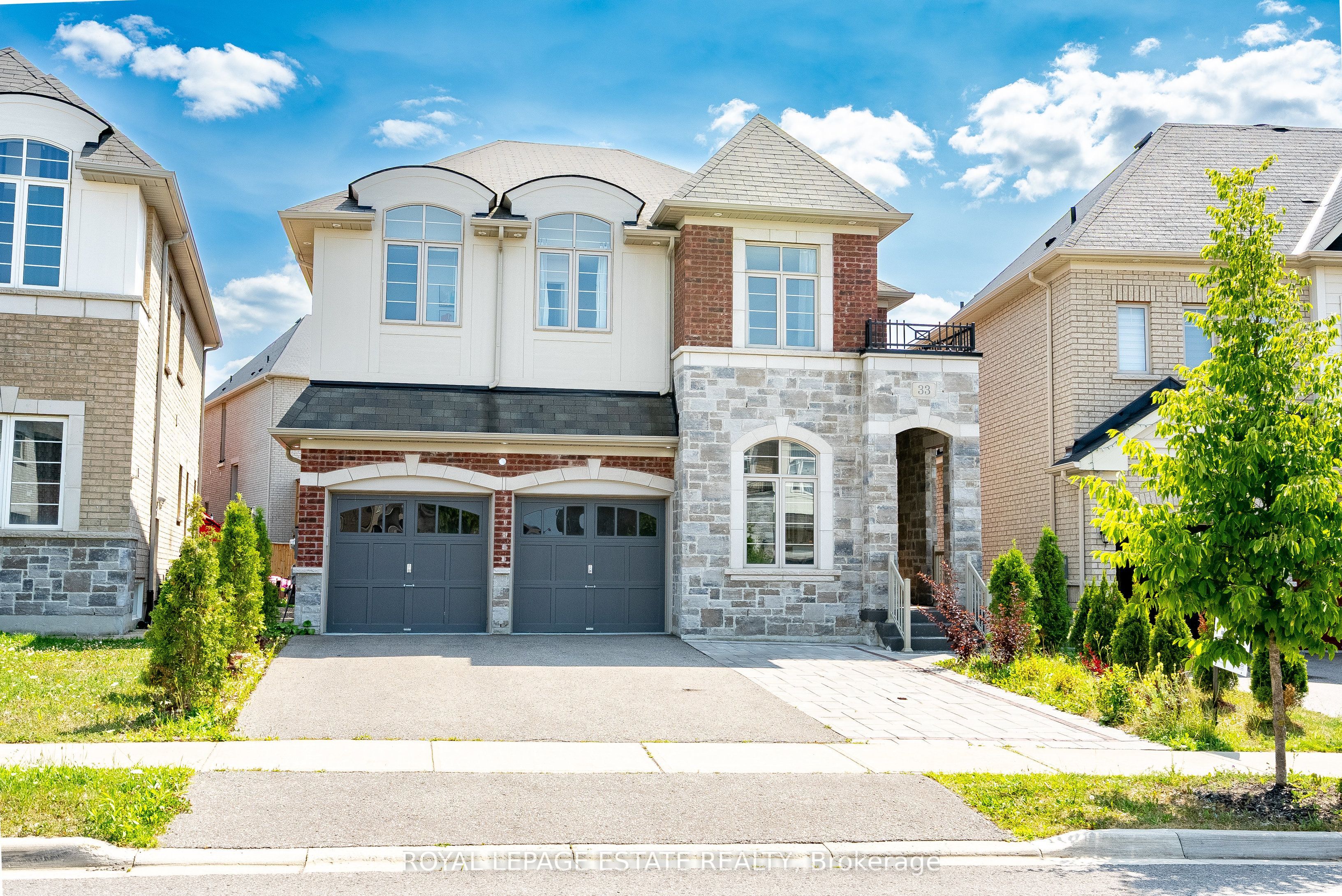 33 Kavanagh Avenue Property Photo 2