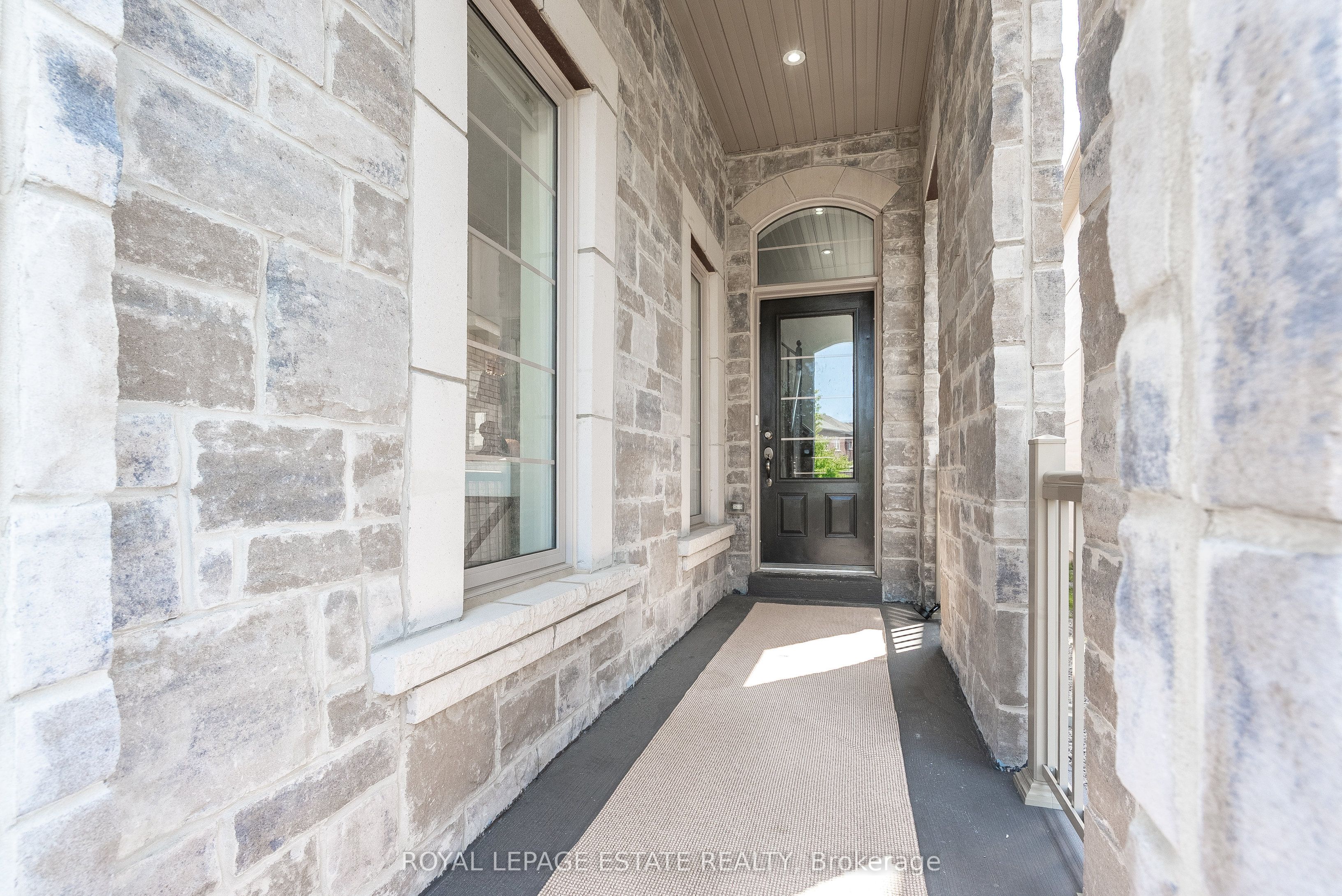 33 Kavanagh Avenue Property Photo 3