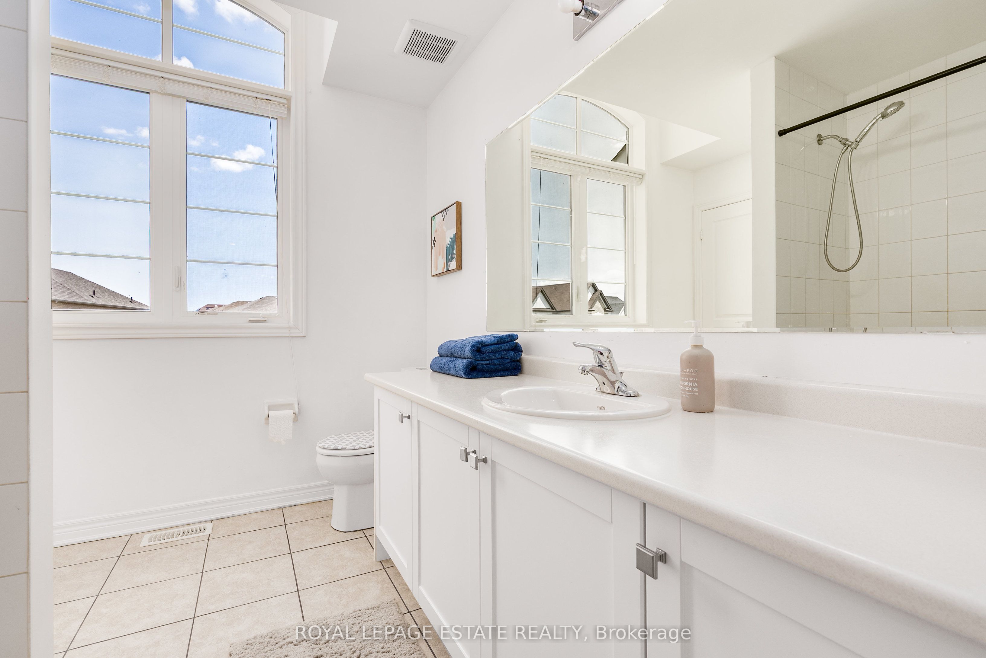 33 Kavanagh Avenue Property Photo 29