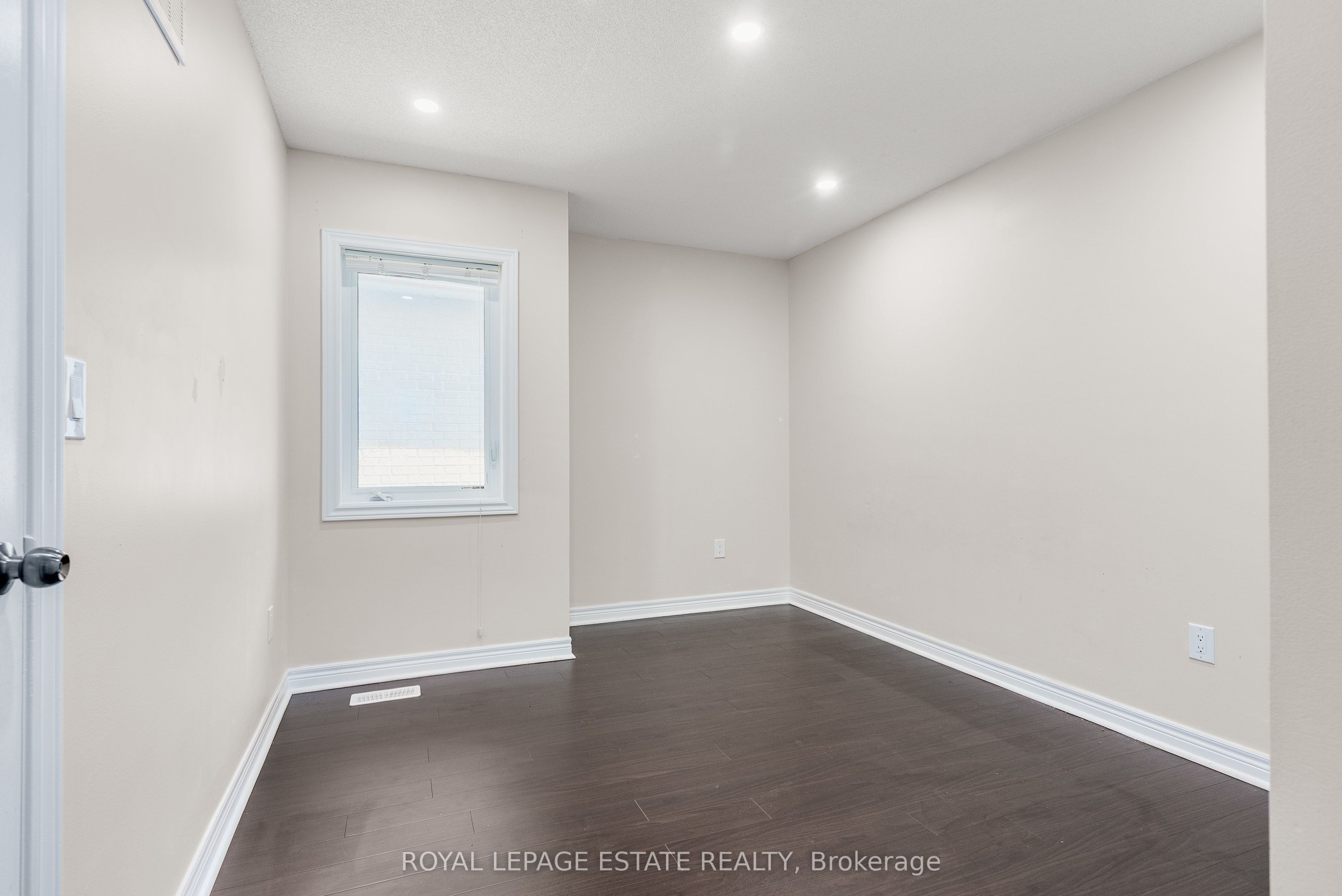 33 Kavanagh Avenue Property Photo 36