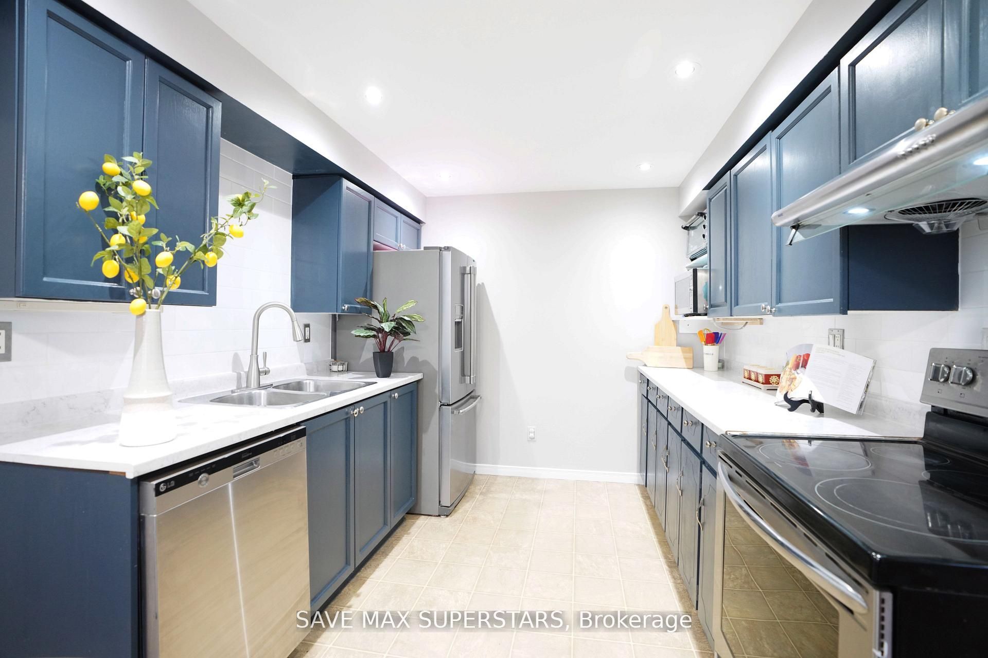 2023 Swan Street Property Photo 13