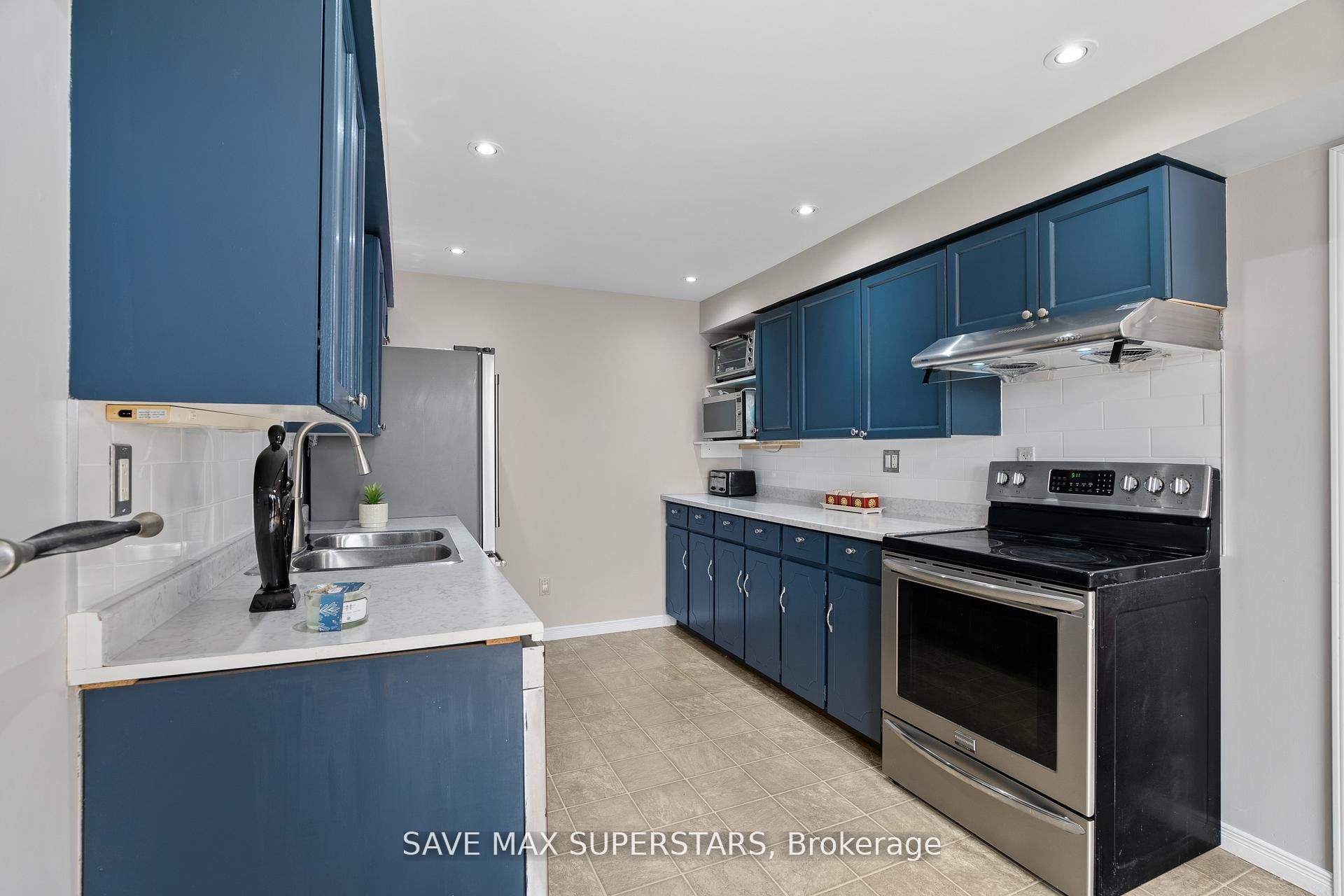 2023 Swan Street Property Photo 17