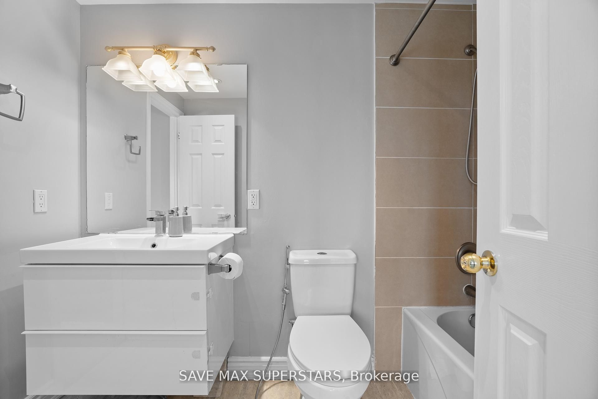 2023 Swan Street Property Photo 25