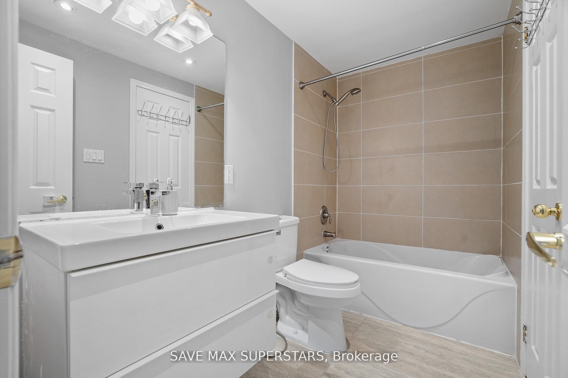 2023 Swan Street Property Photo 33