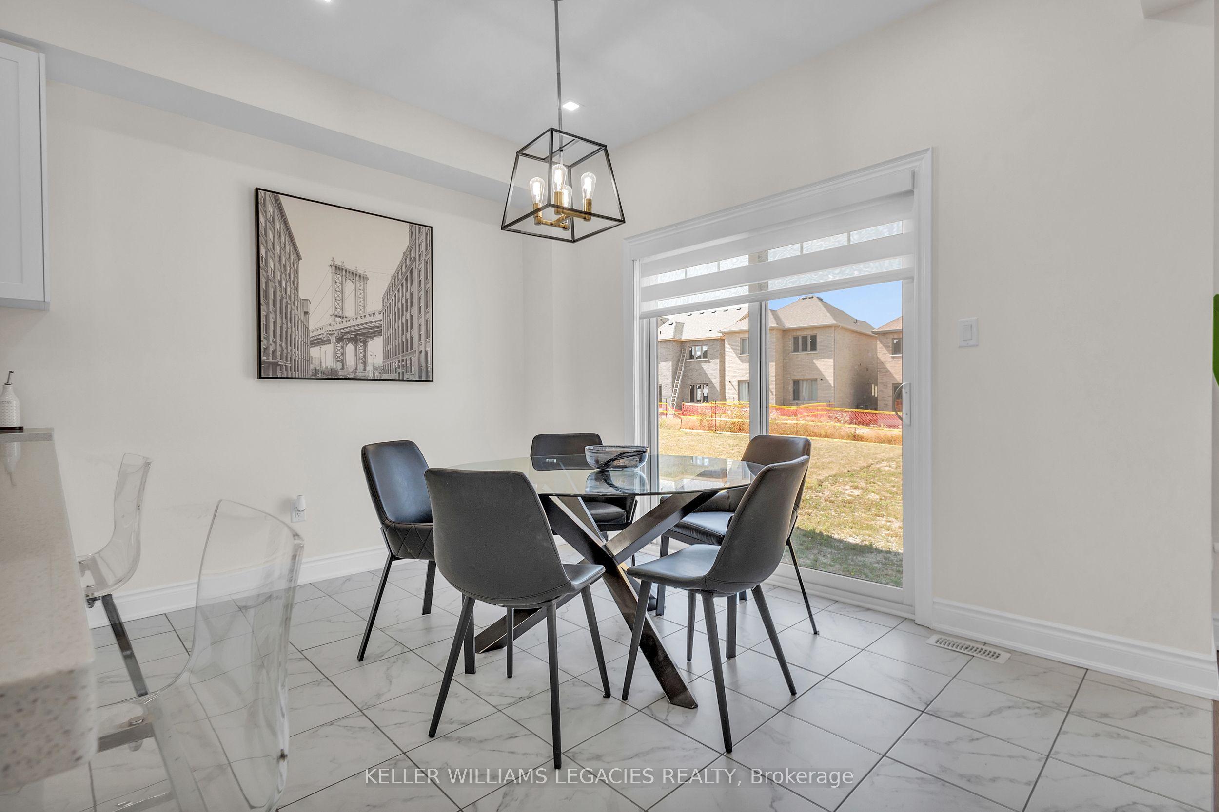 42 Lorne Thomas Place Property Photo 15