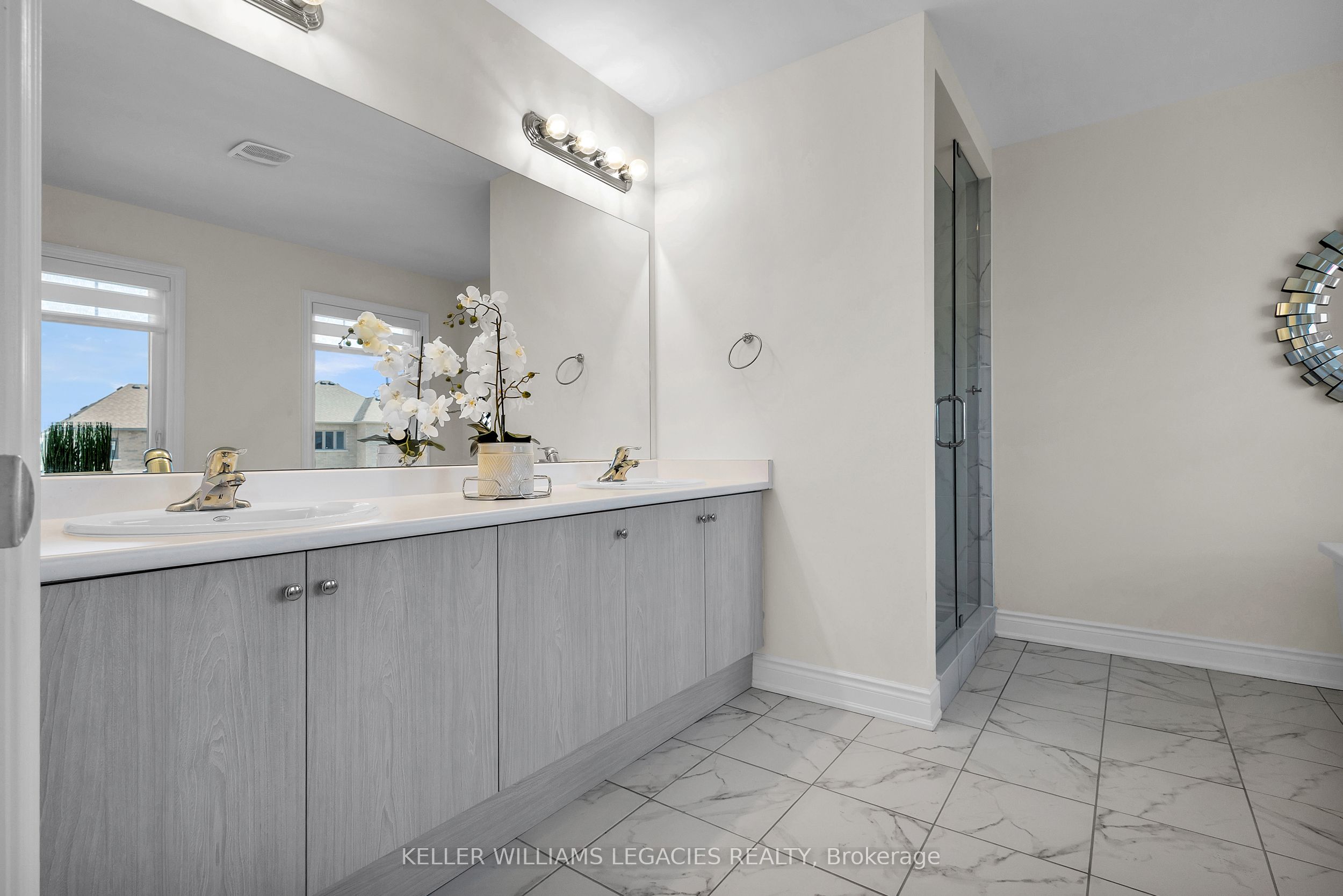 42 Lorne Thomas Place Property Photo 26