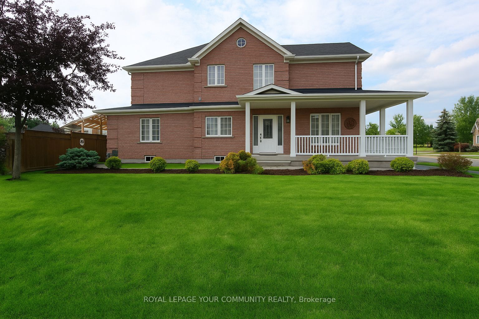 109 Glendower Crescent Property Photo 2