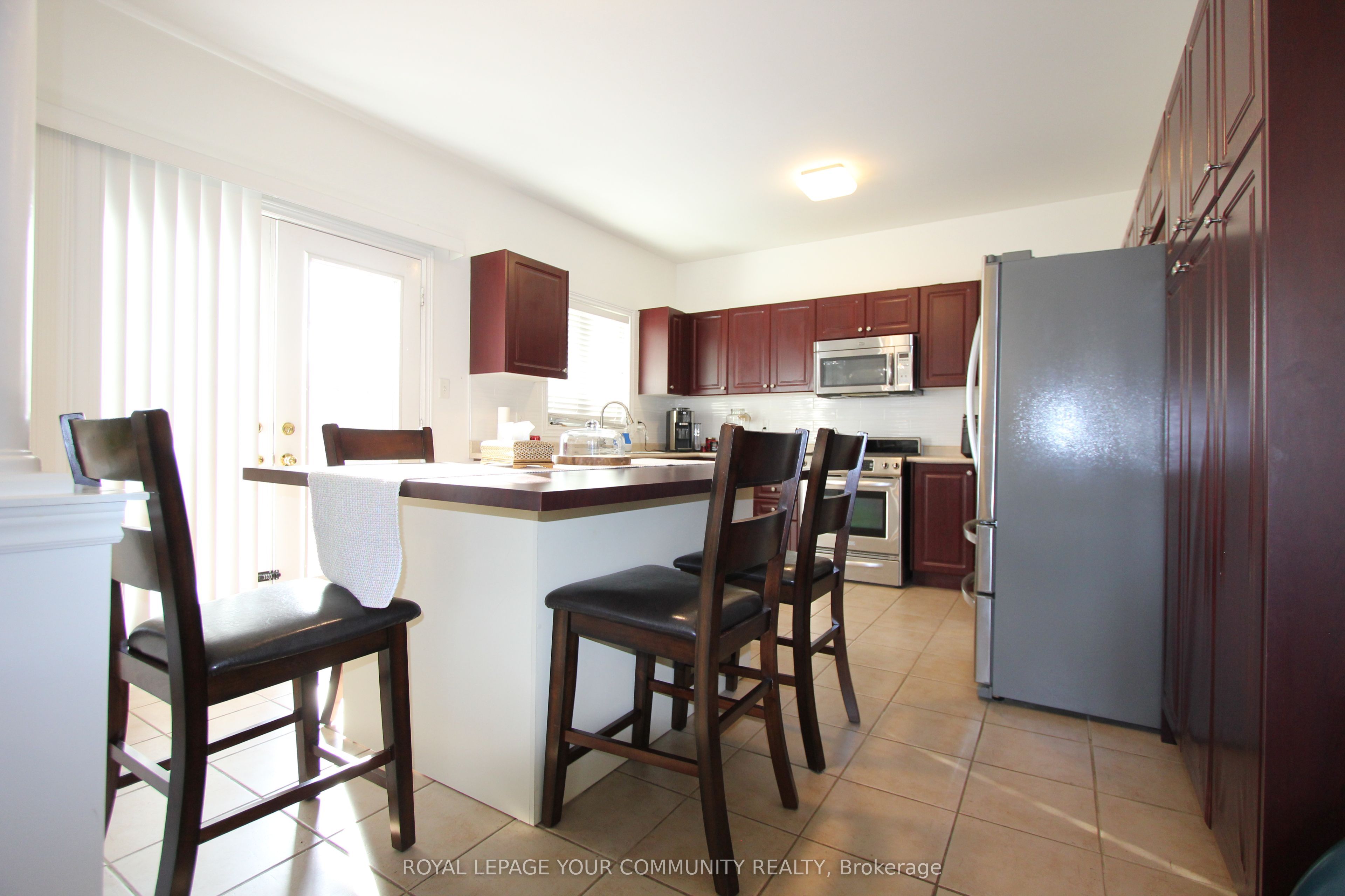 109 Glendower Crescent Property Photo 7