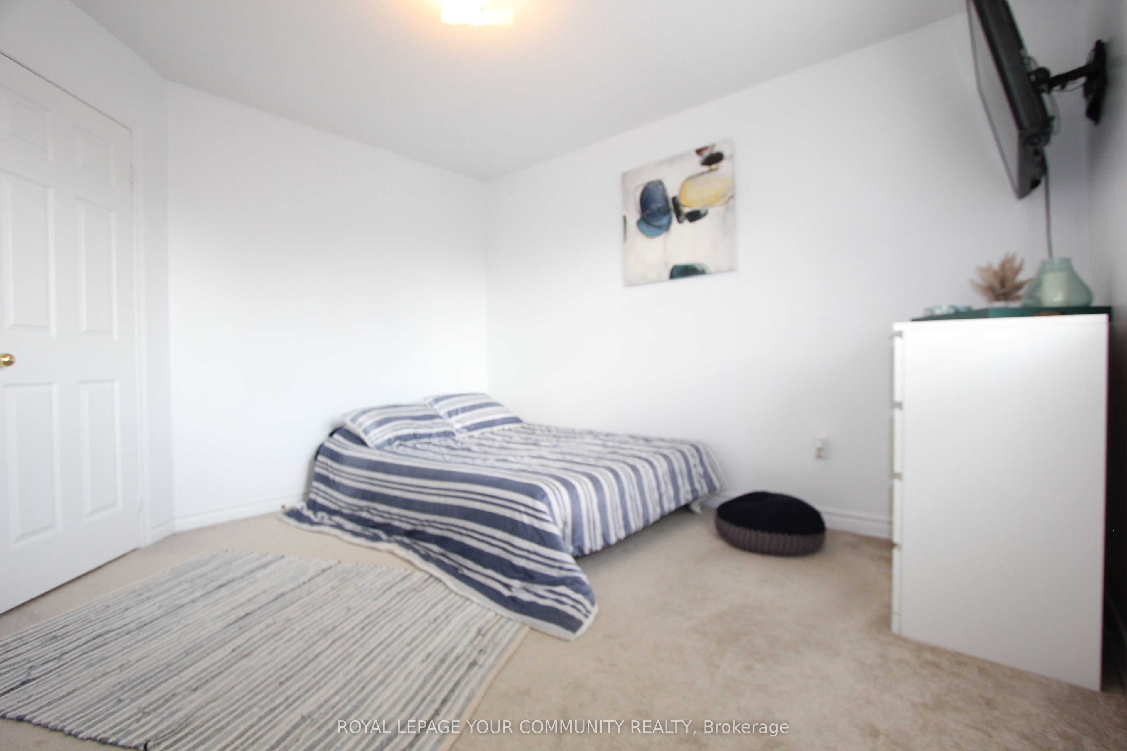 109 Glendower Crescent Property Photo 13