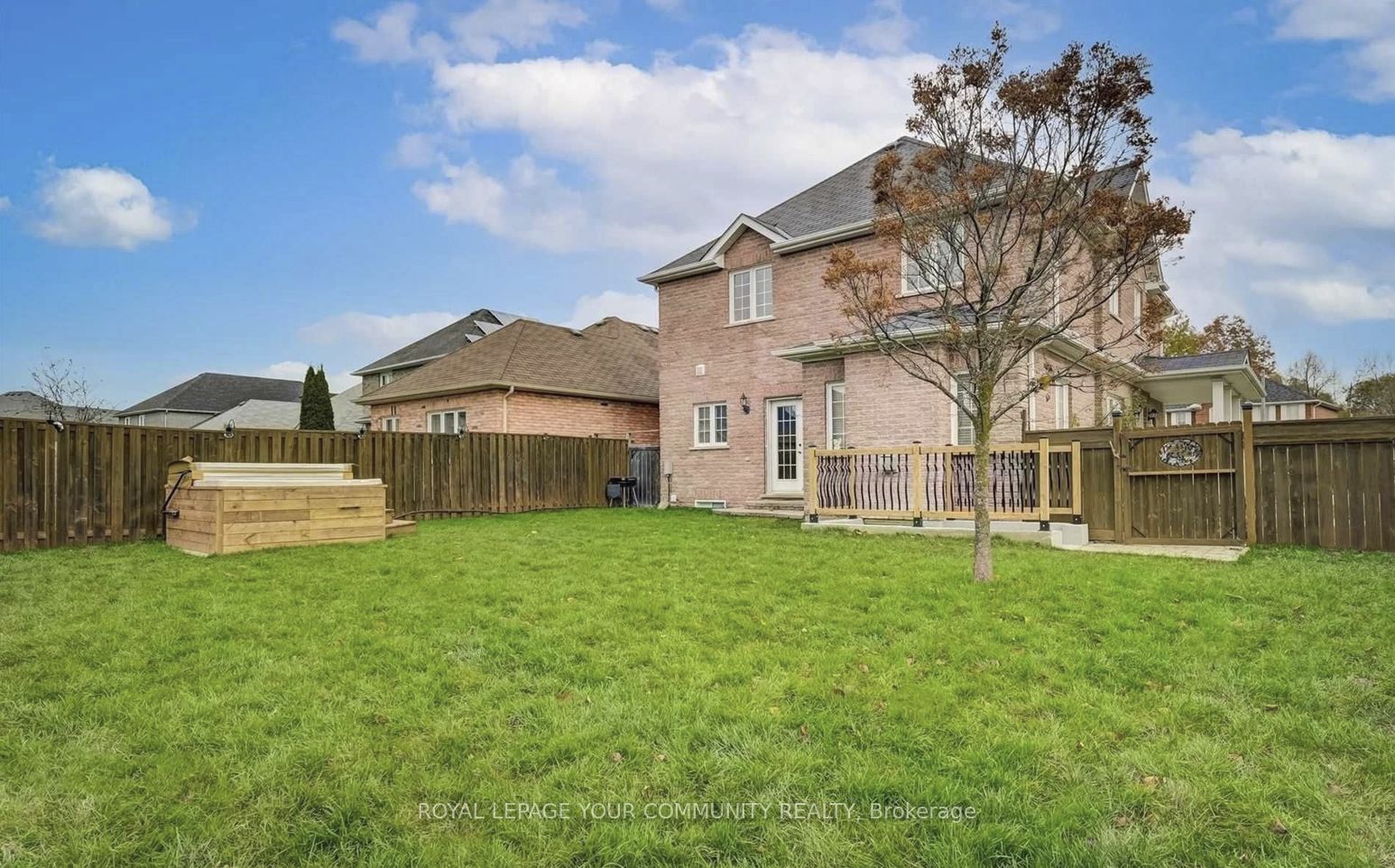 109 Glendower Crescent Property Photo 18