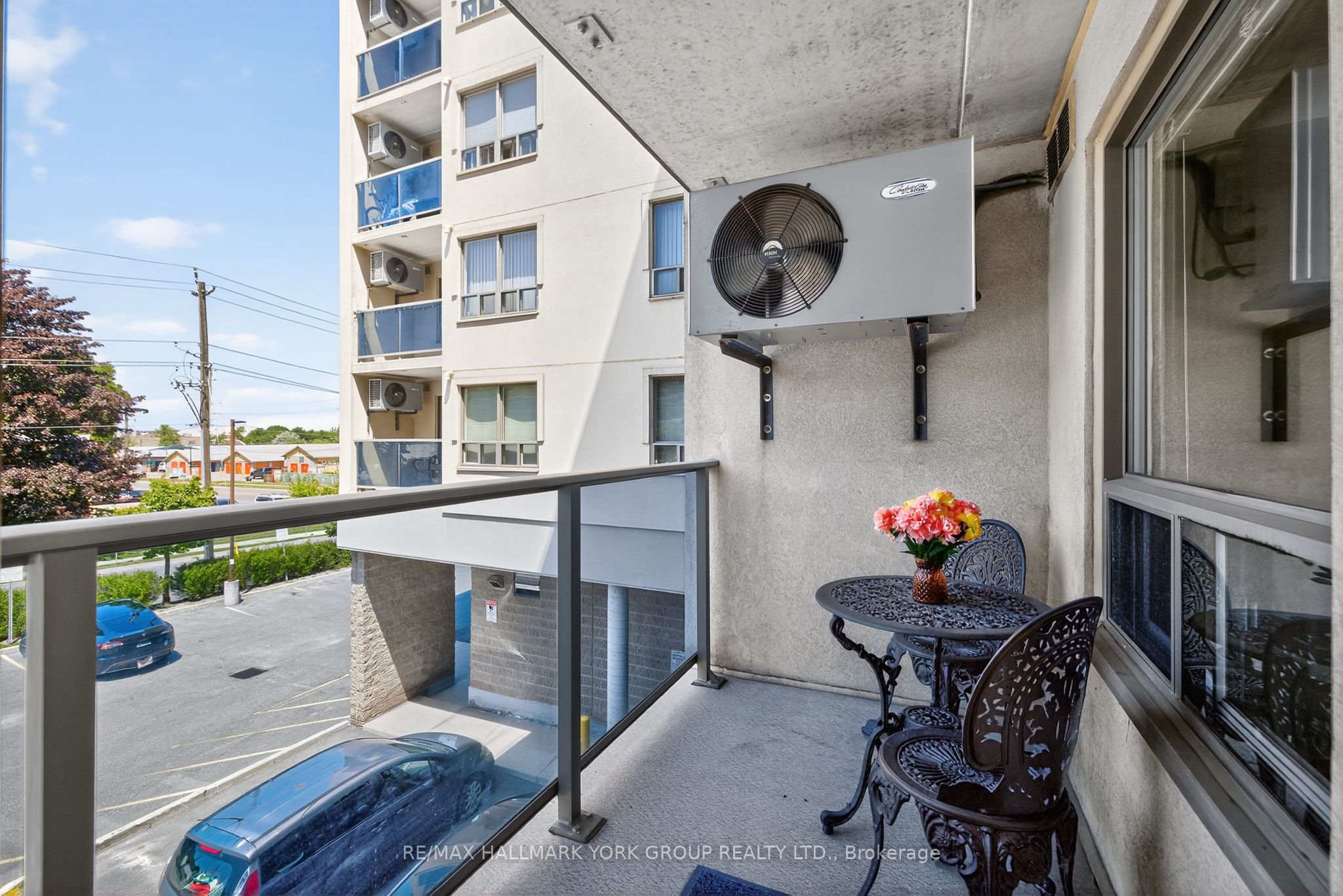 160 Wellington Street E 210 Property Photo 36