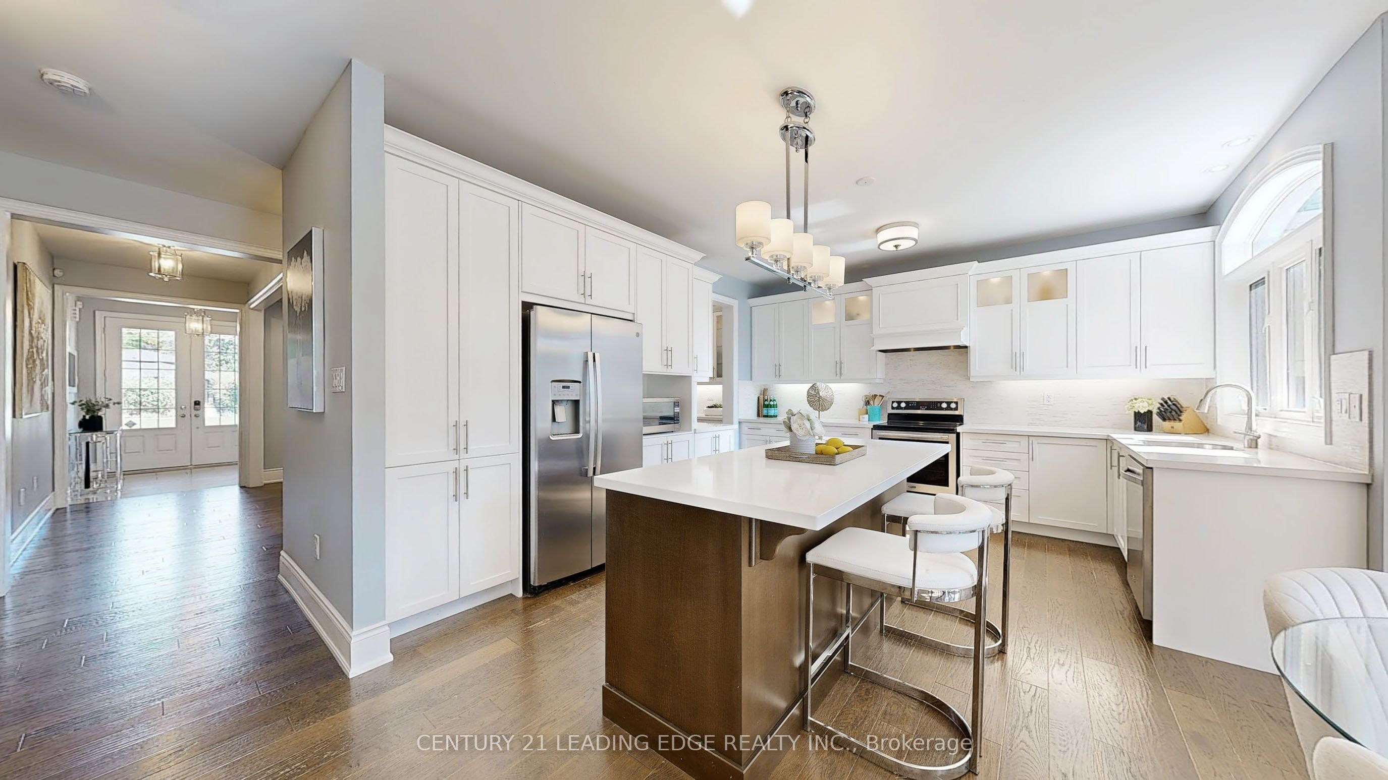 12146 Tenth Line Property Photo 11