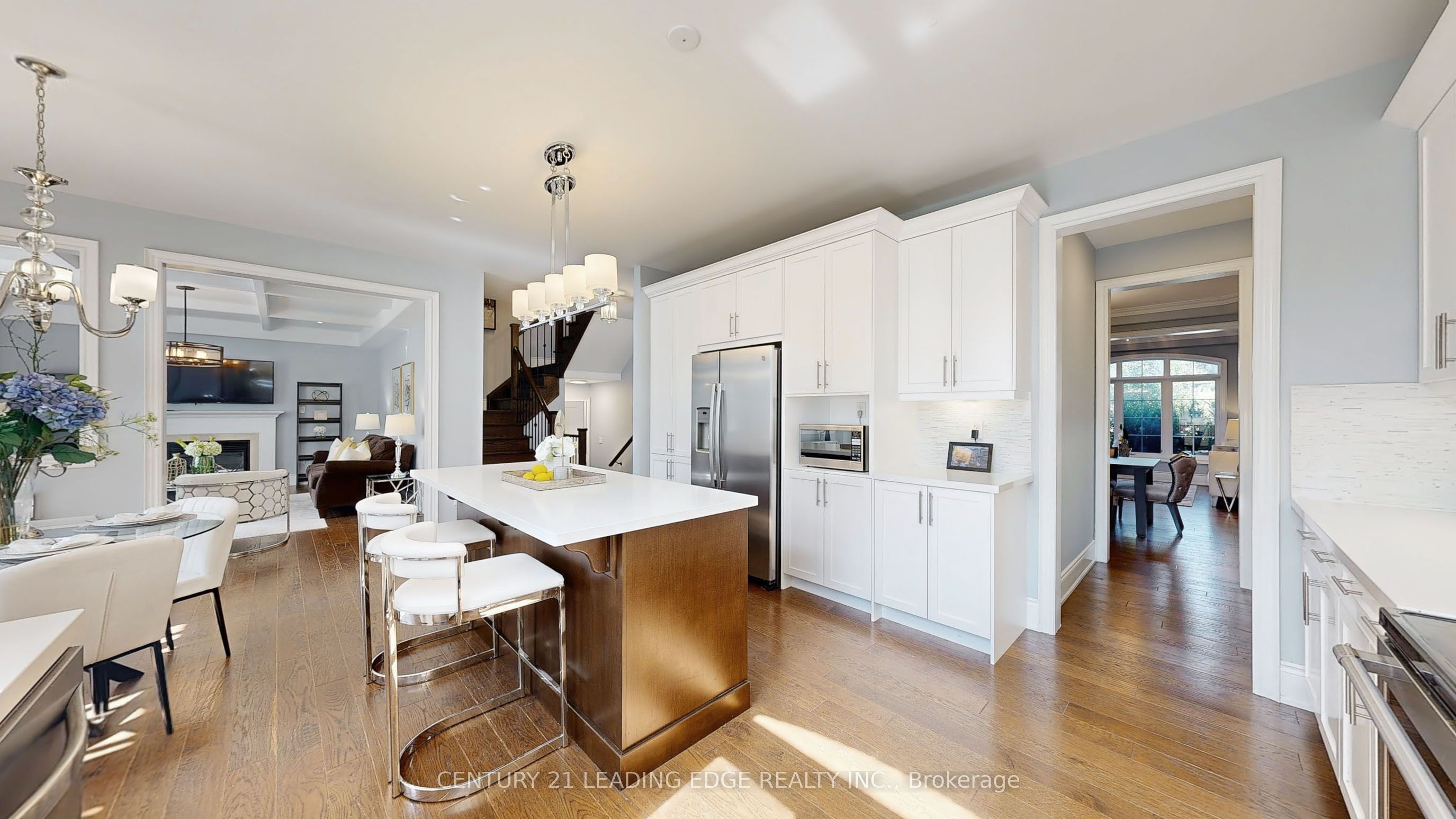 12146 Tenth Line Property Photo 14