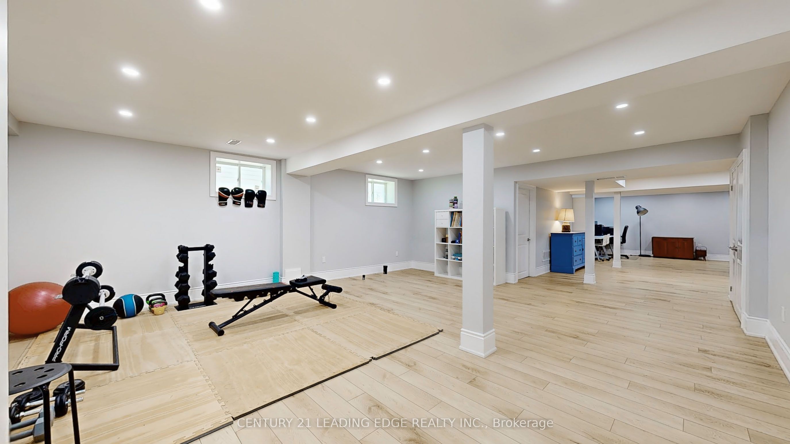 12146 Tenth Line Property Photo 43
