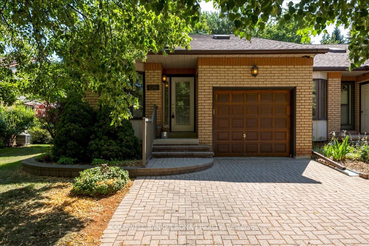 126 Green Briar Road Property Photo 1