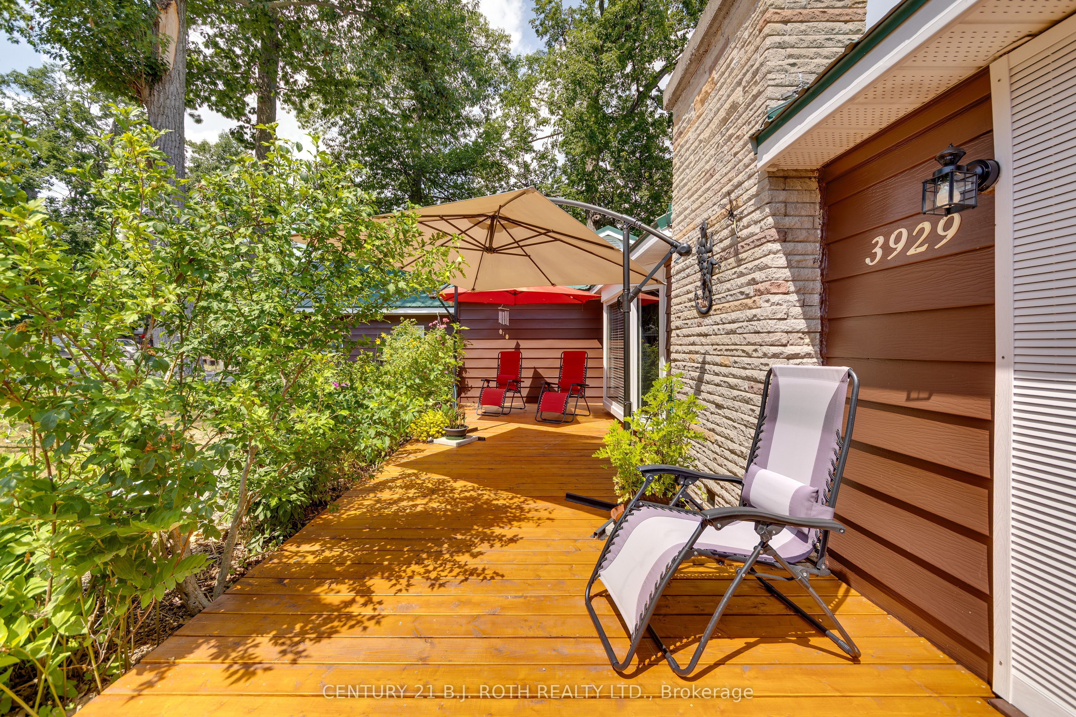 3929 Alderly Avenue Property Photo 5