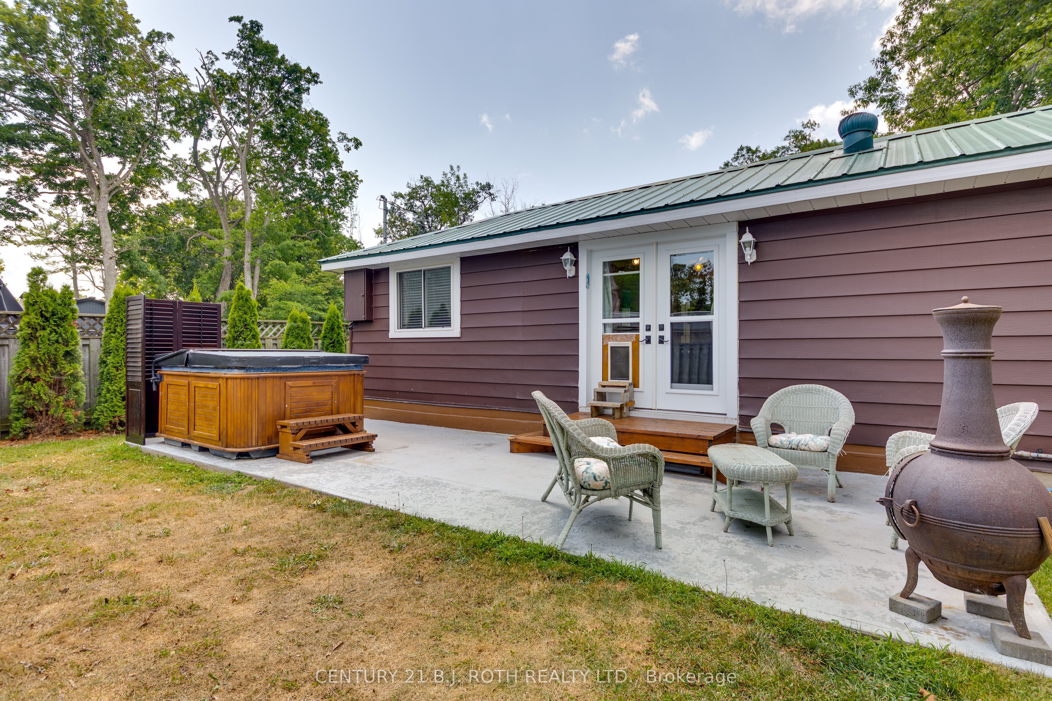 3929 Alderly Avenue Property Photo 13