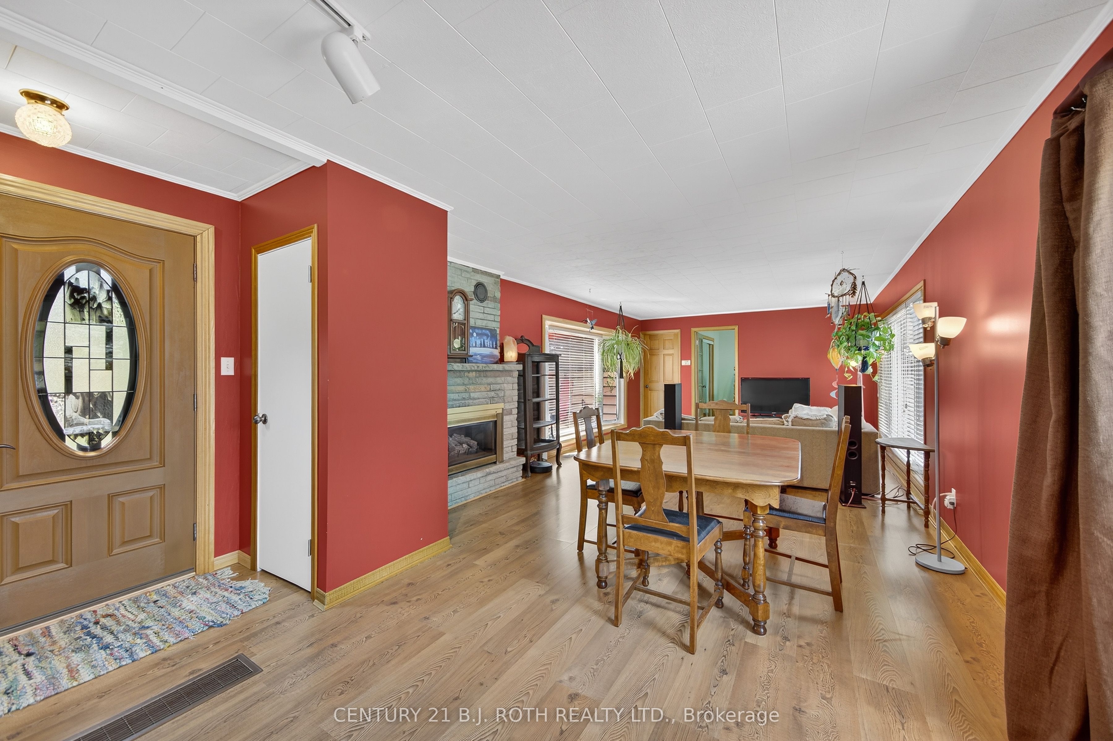 3929 Alderly Avenue Property Photo 22