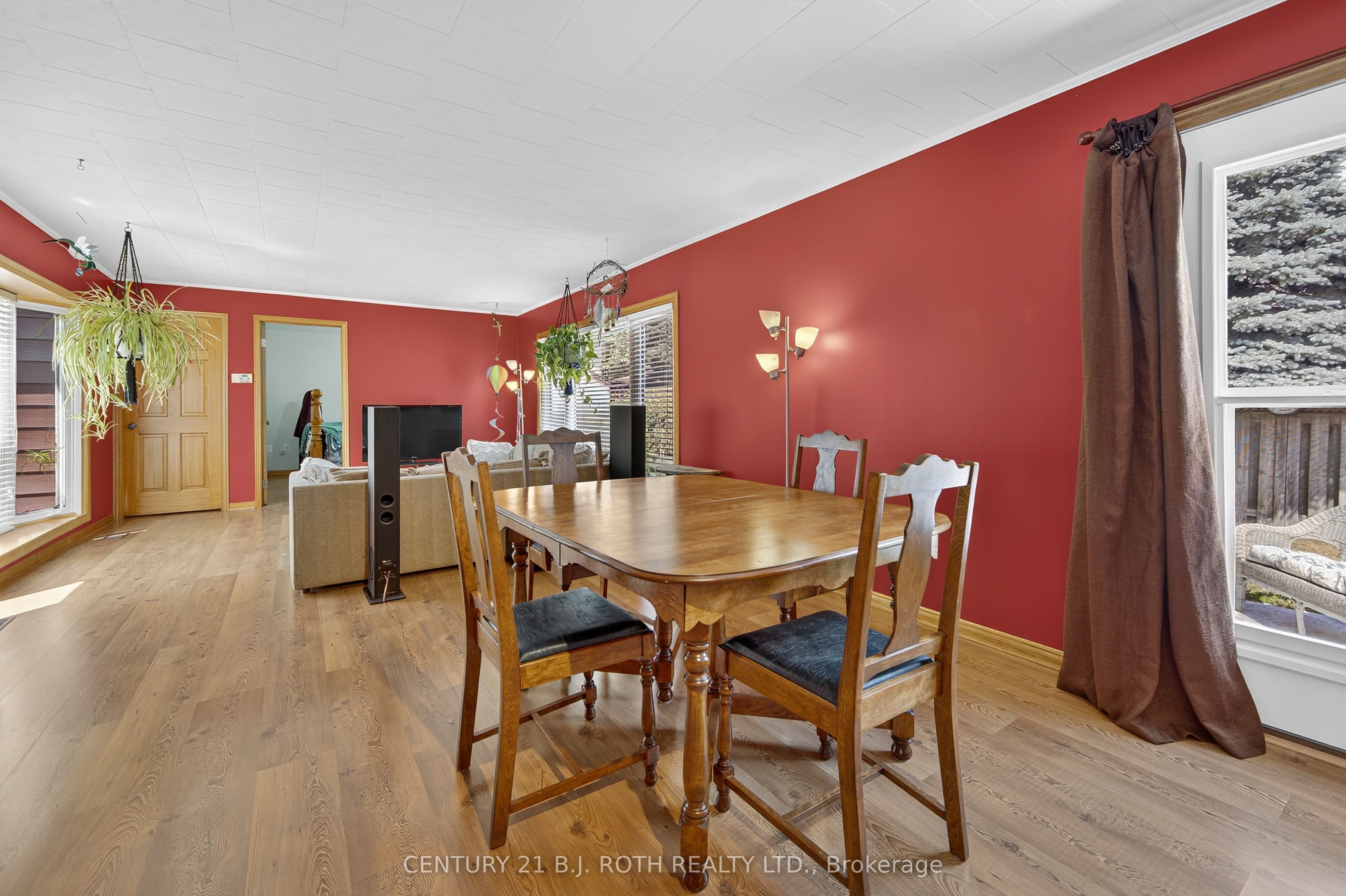 3929 Alderly Avenue Property Photo 23