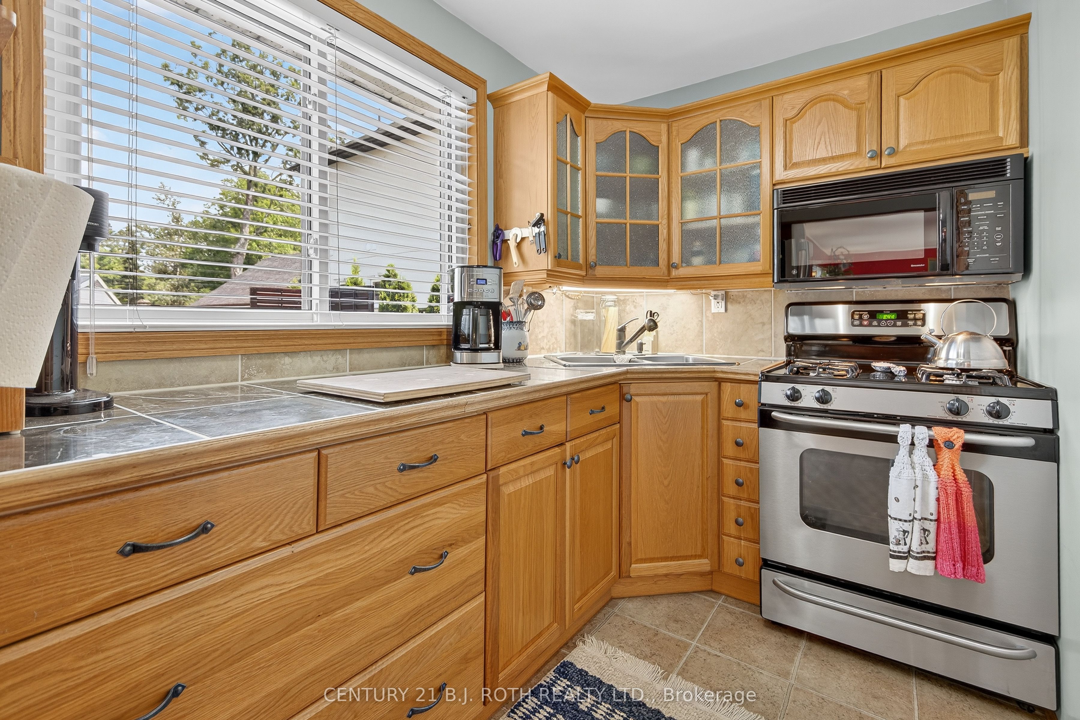 3929 Alderly Avenue Property Photo 31