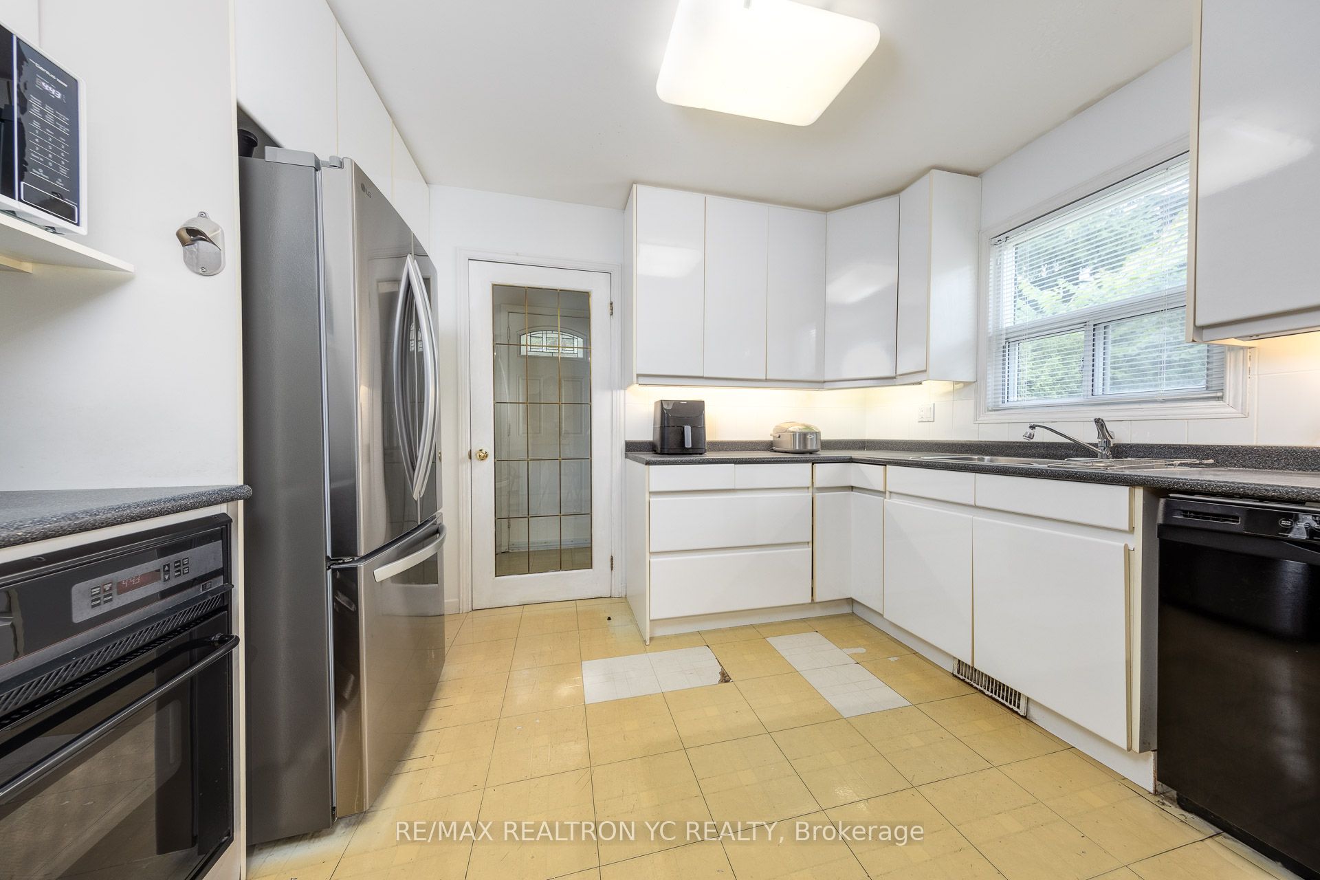4 Dersingham Crescent Property Photo 15