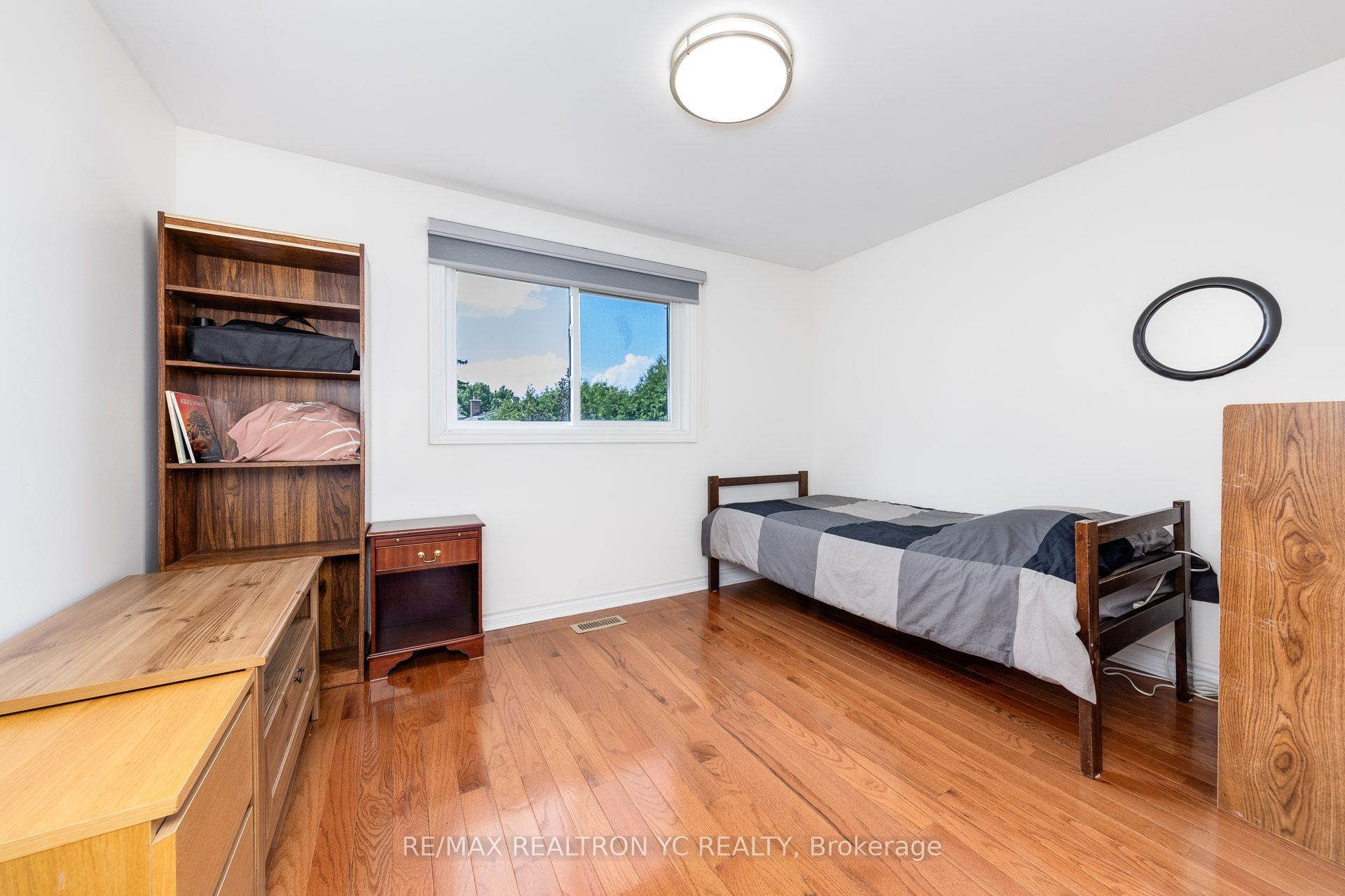 4 Dersingham Crescent Property Photo 28