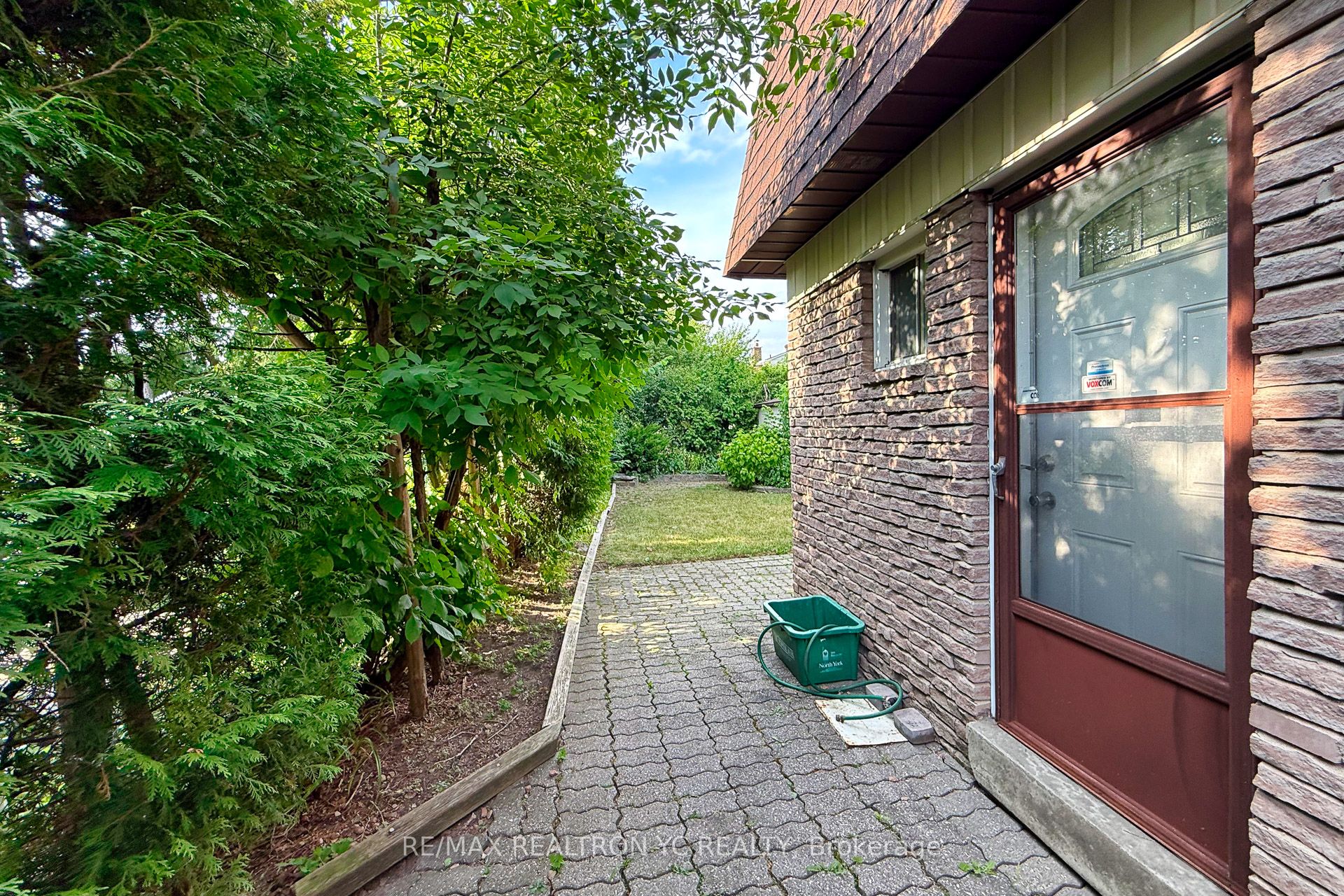 4 Dersingham Crescent Property Photo 41