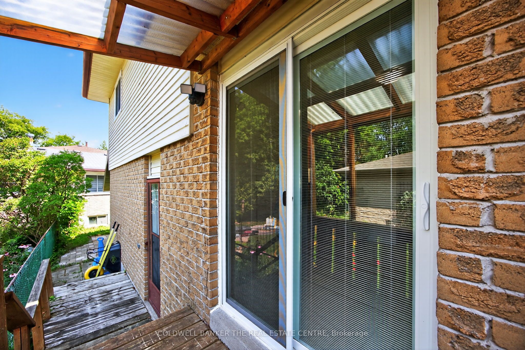 242 East Street Property Photo 23