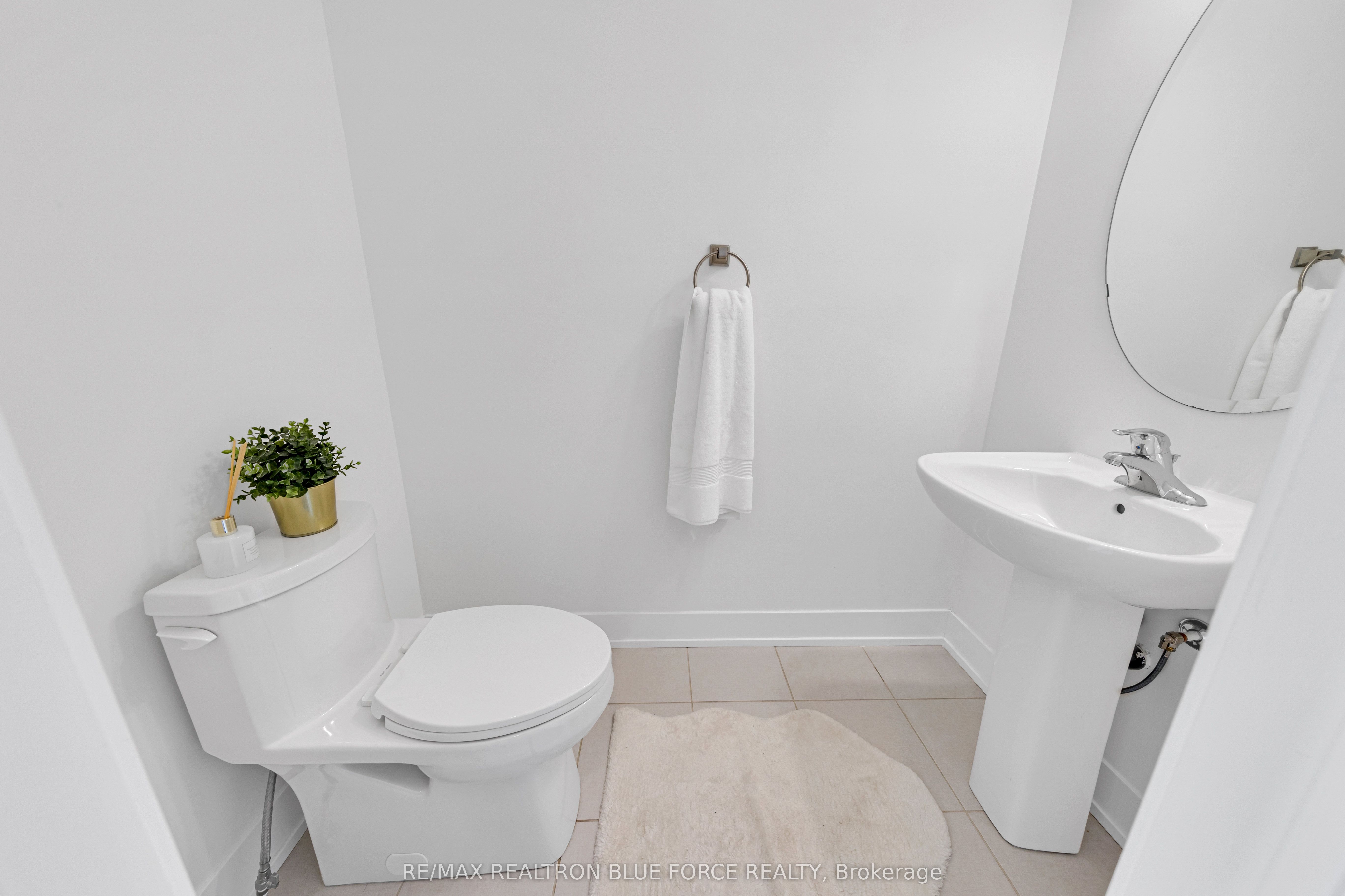 9 Boundary Blvd Property Photo 4