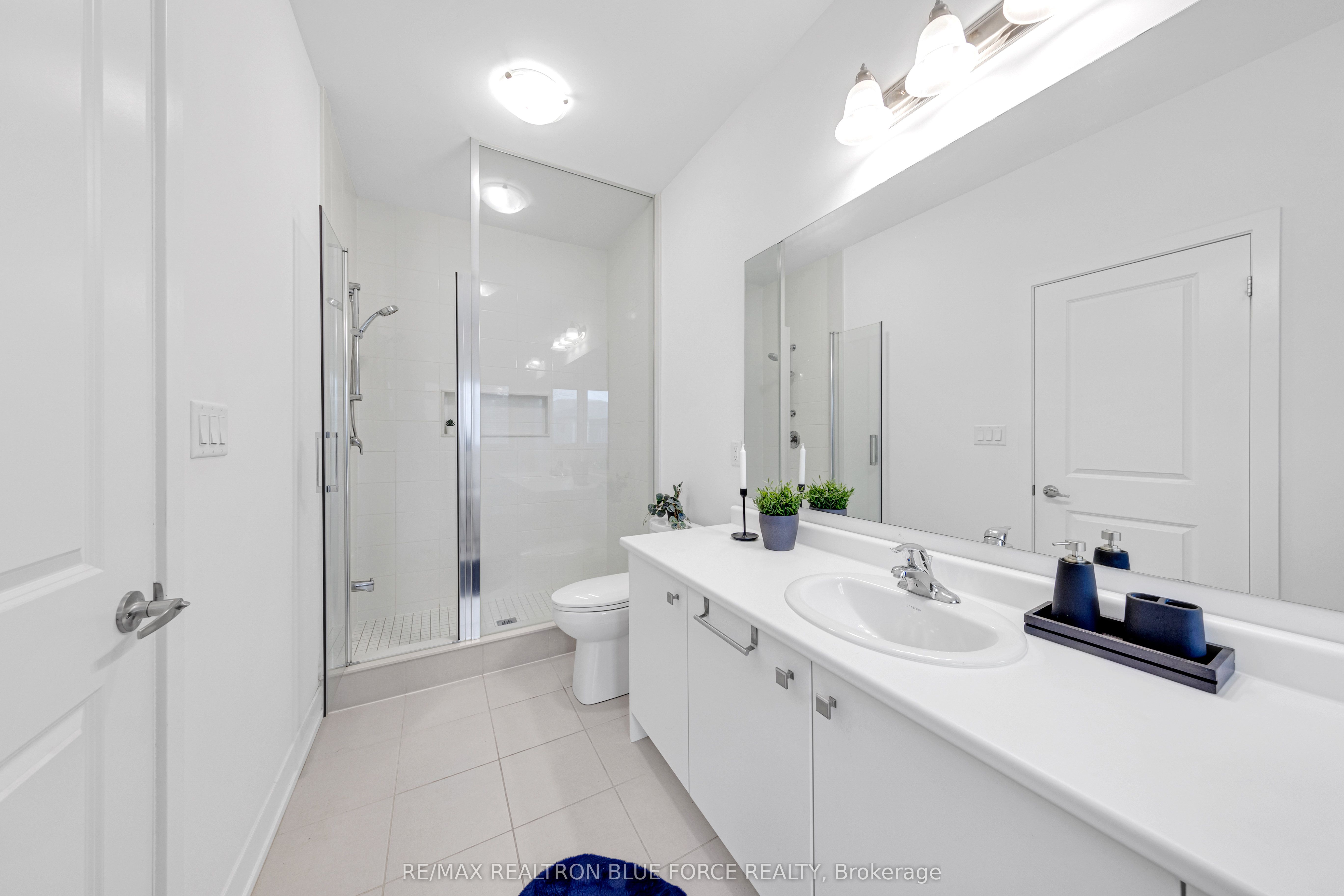 9 Boundary Blvd Property Photo 22