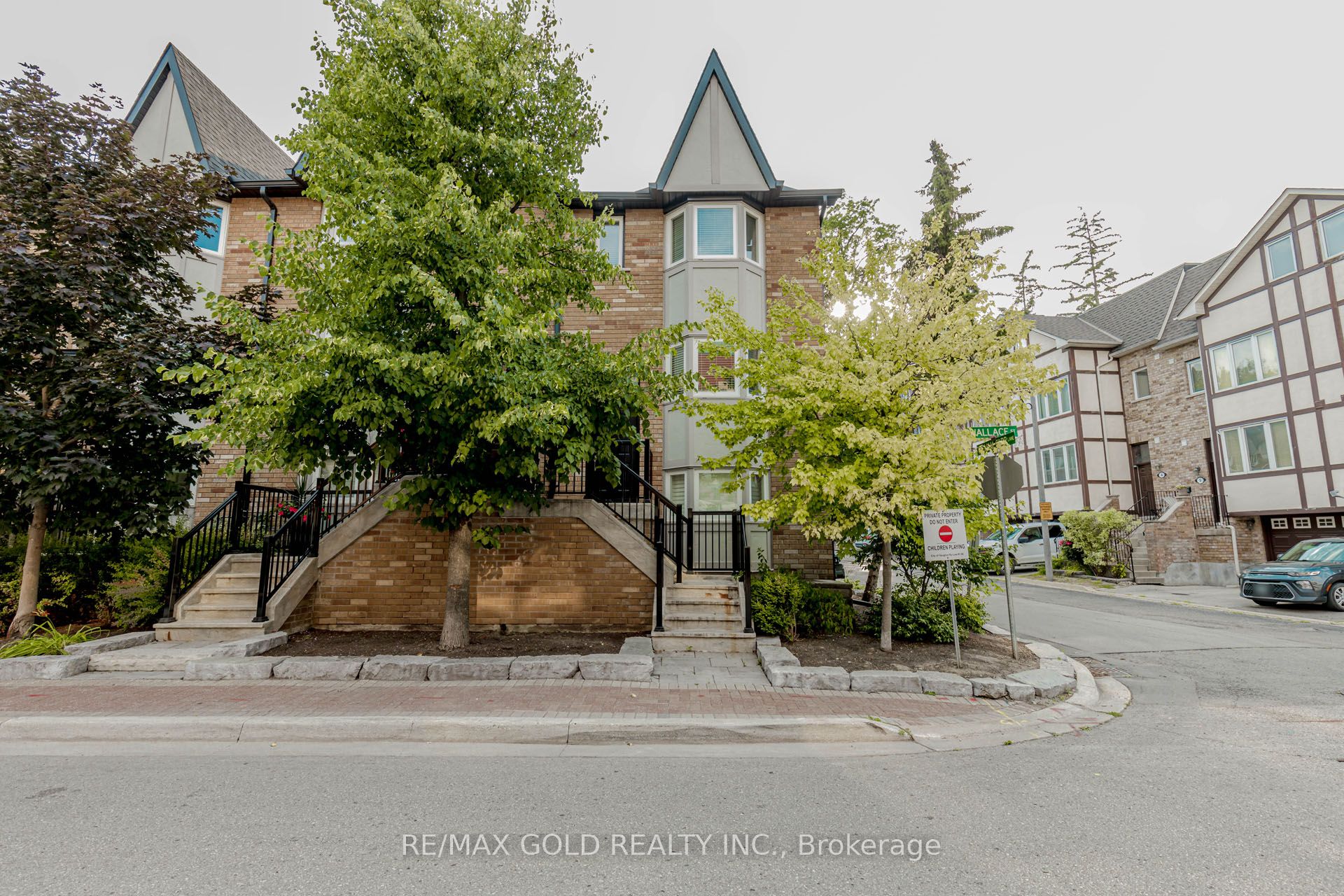 24 Wallace Street Property Photo 1
