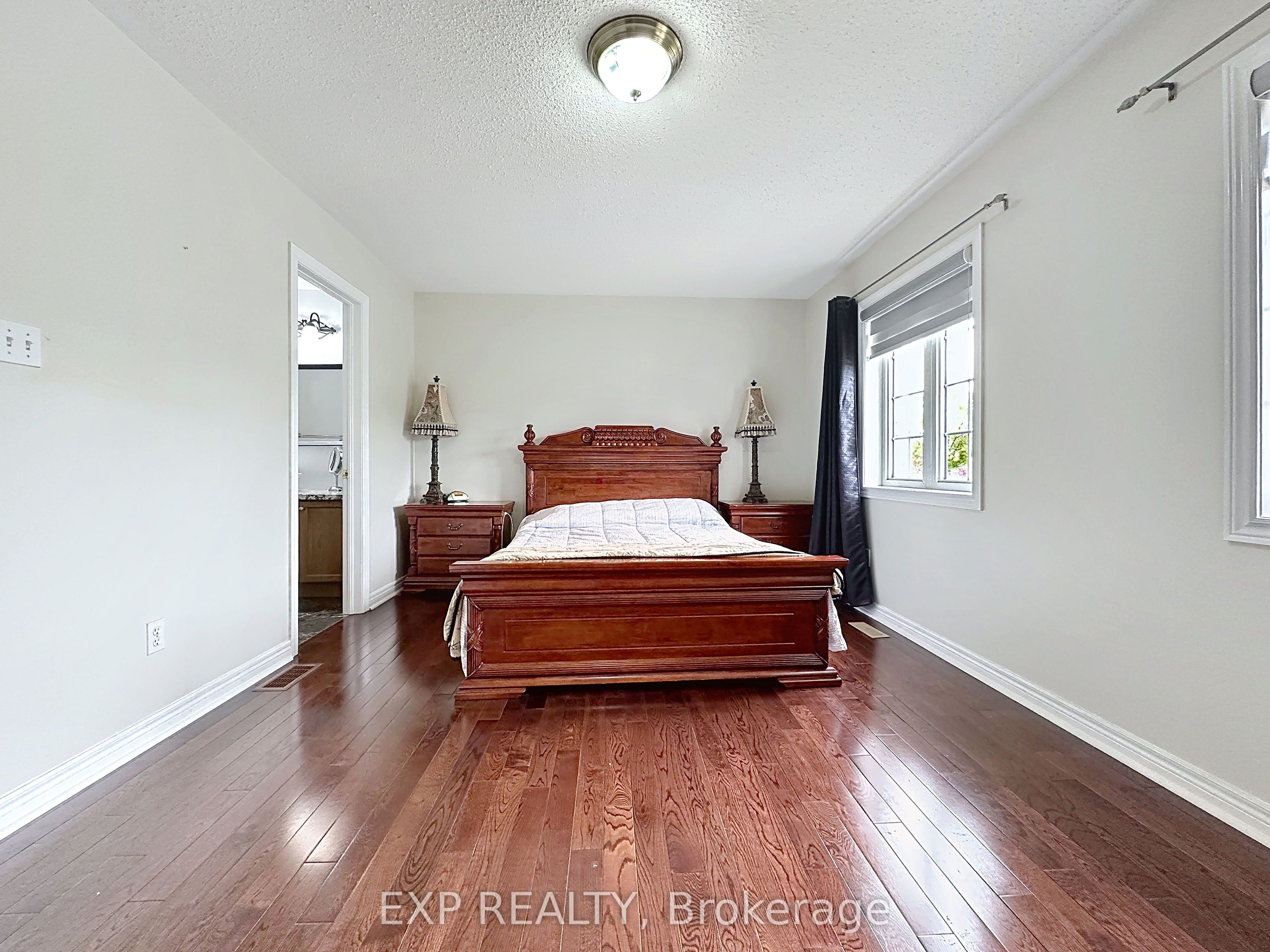 129 Ledge Rock Drive E Property Photo 19