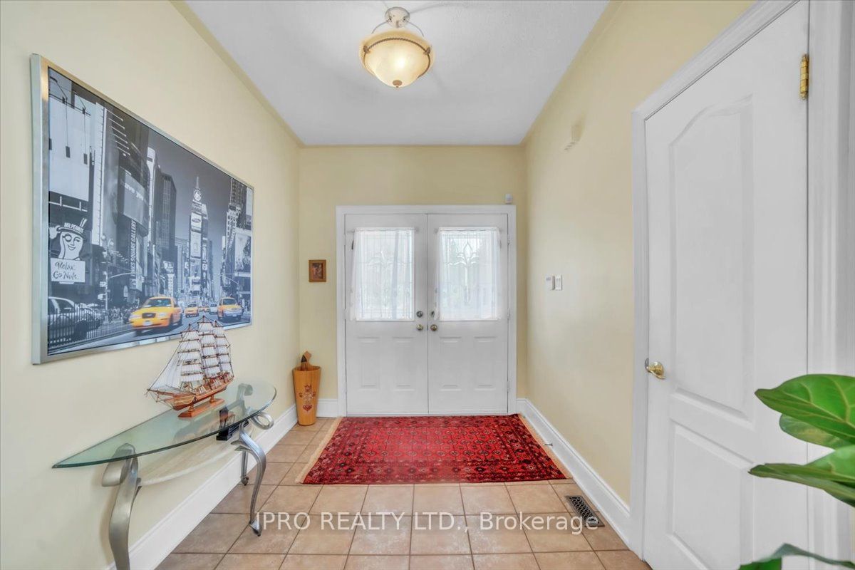 1 Vitlor Drive Property Photo 3