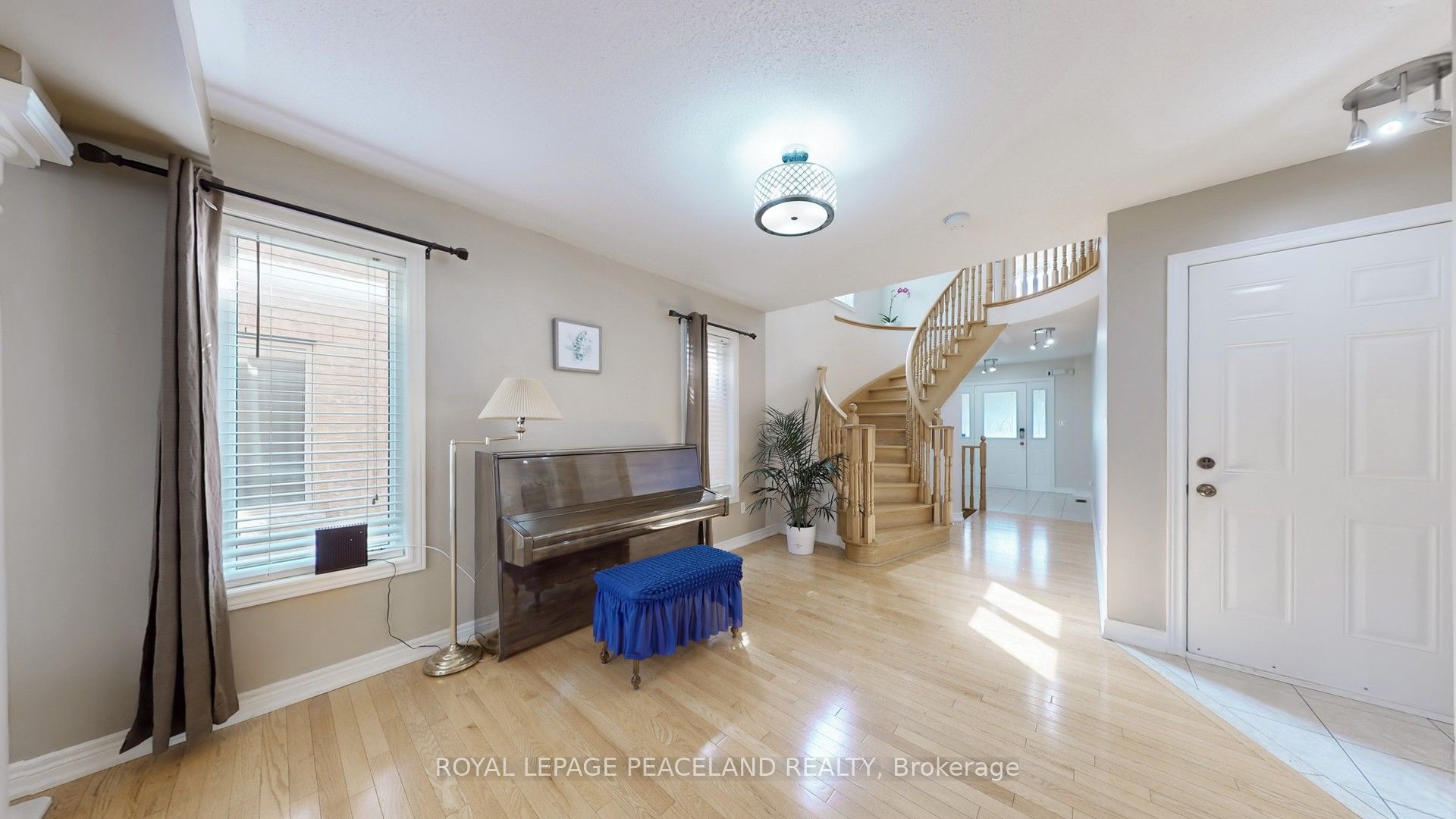 16 Lealinds Road Property Photo 8