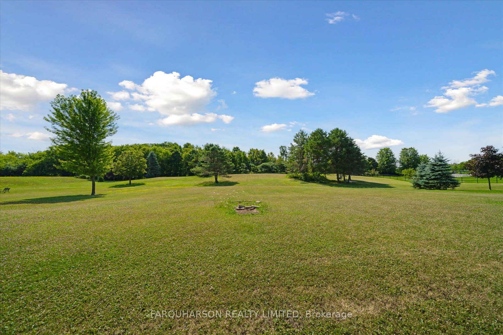 39 Deer Ridge Road Property Photo 2