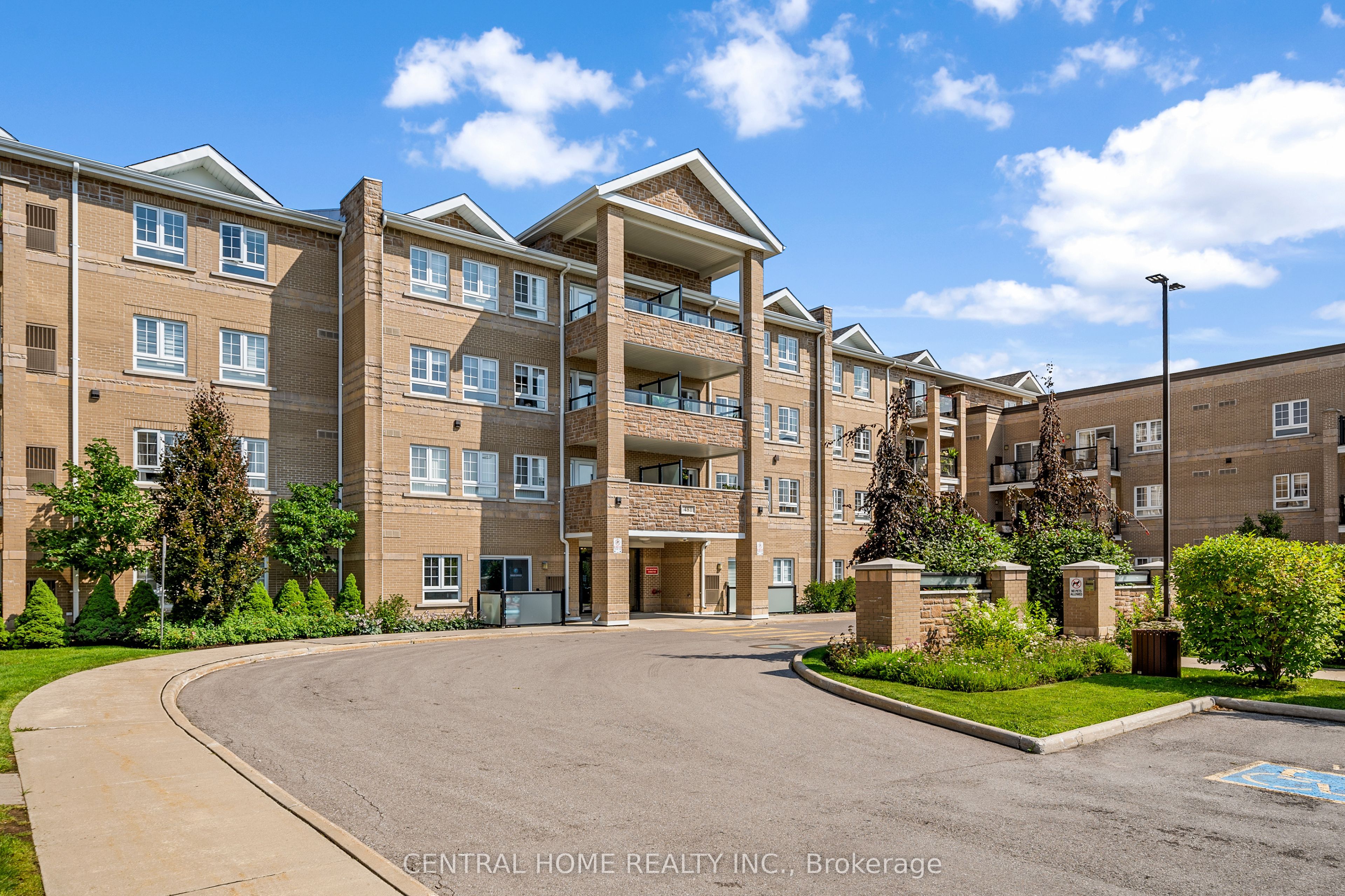 481 Rupert Avenue 224 Property Photo 1