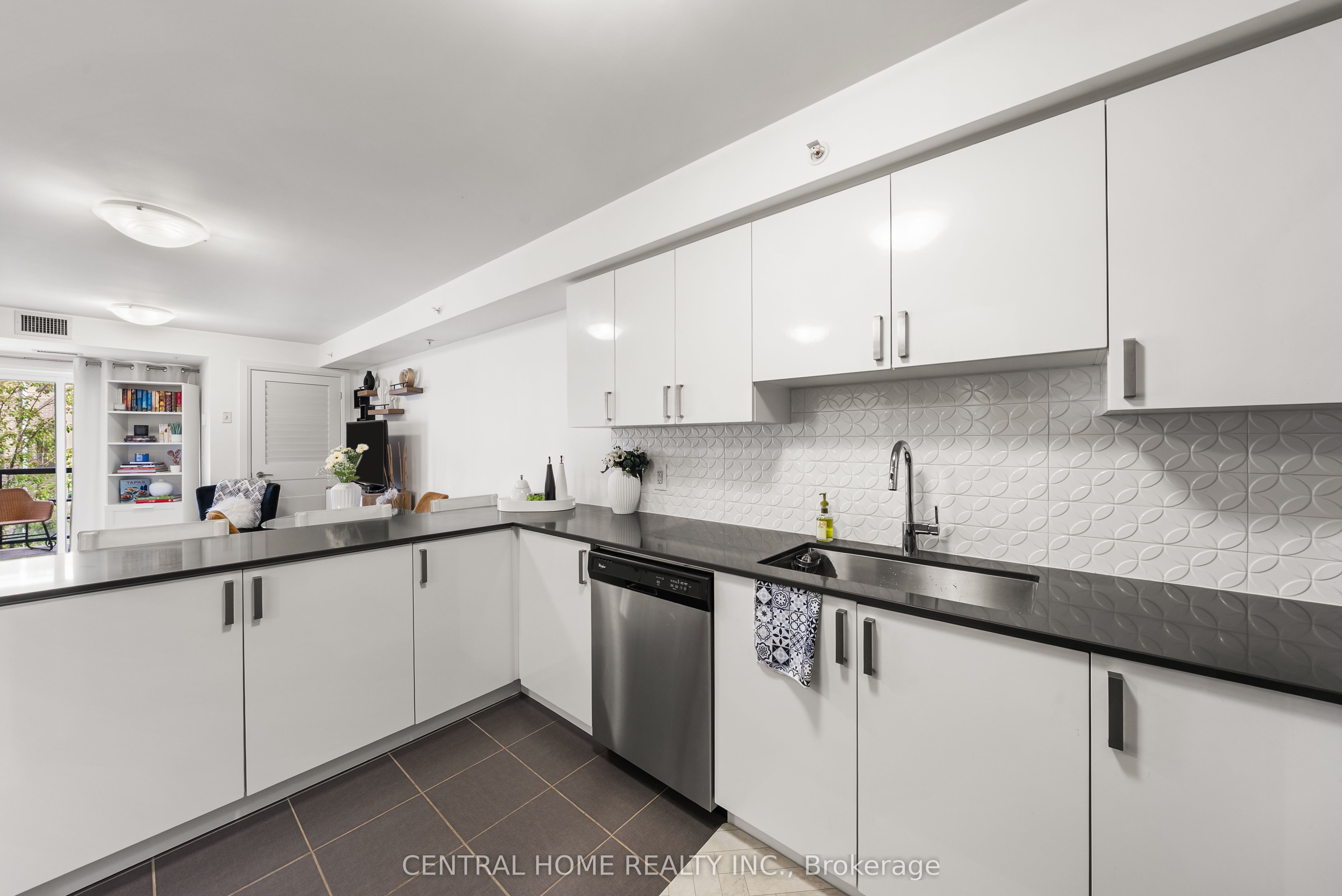 481 Rupert Avenue 224 Property Photo 22