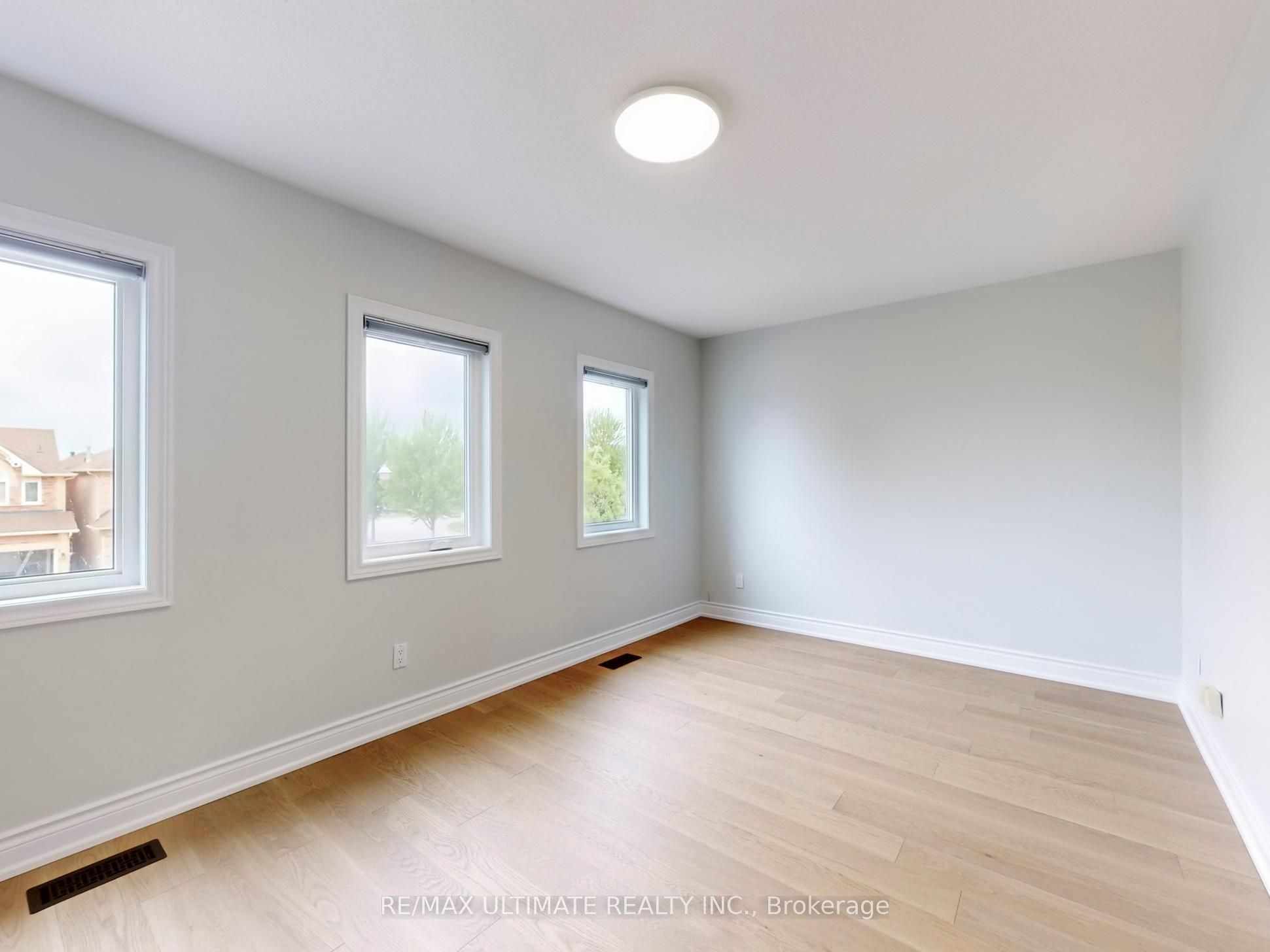 143 Halterwood Cir Property Photo 28