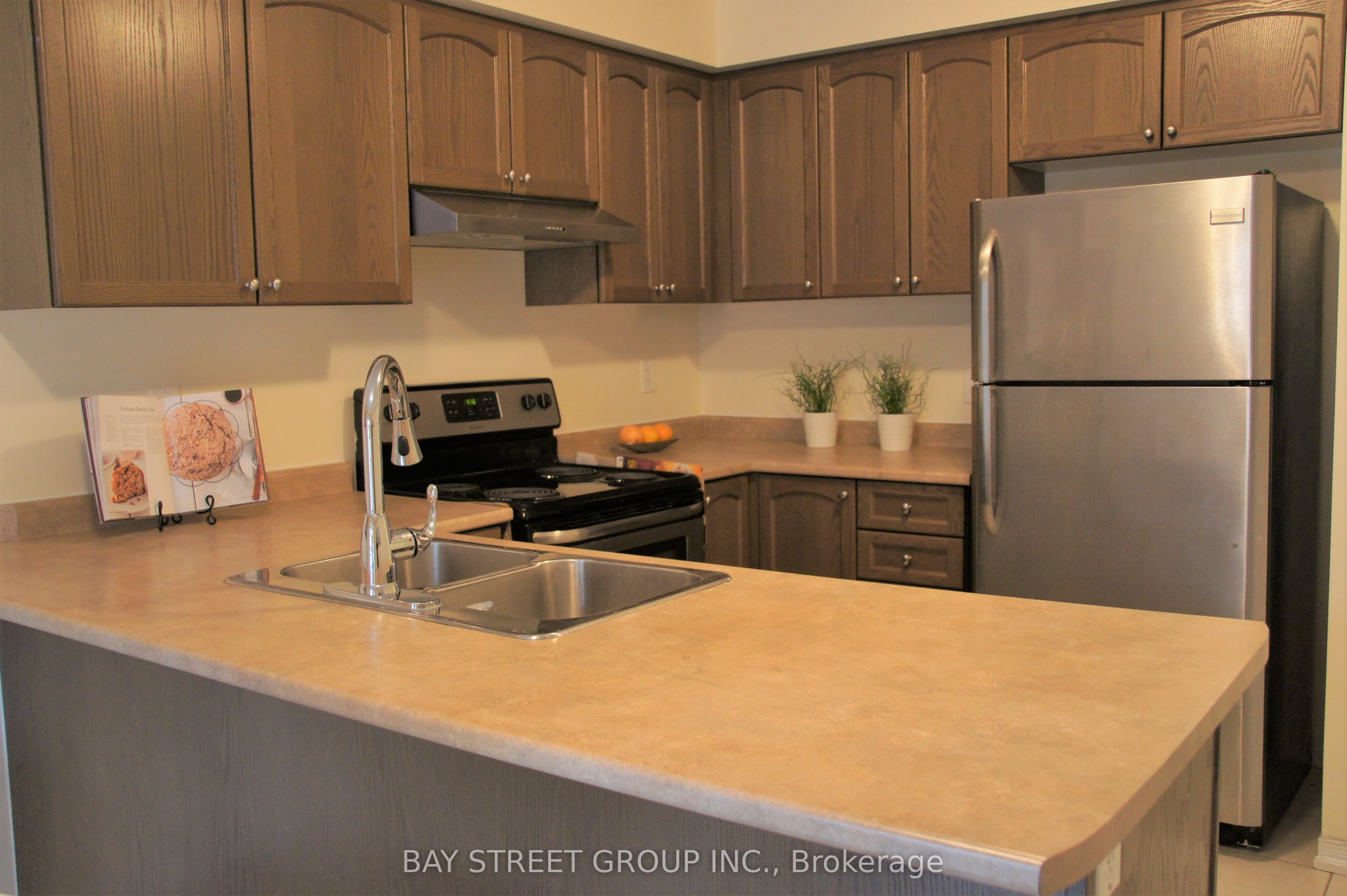 5289 Major Mackenzie Dr E Property Photo 14