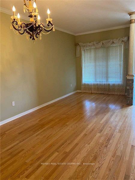 52 Lebovic Drive Property Photo 3