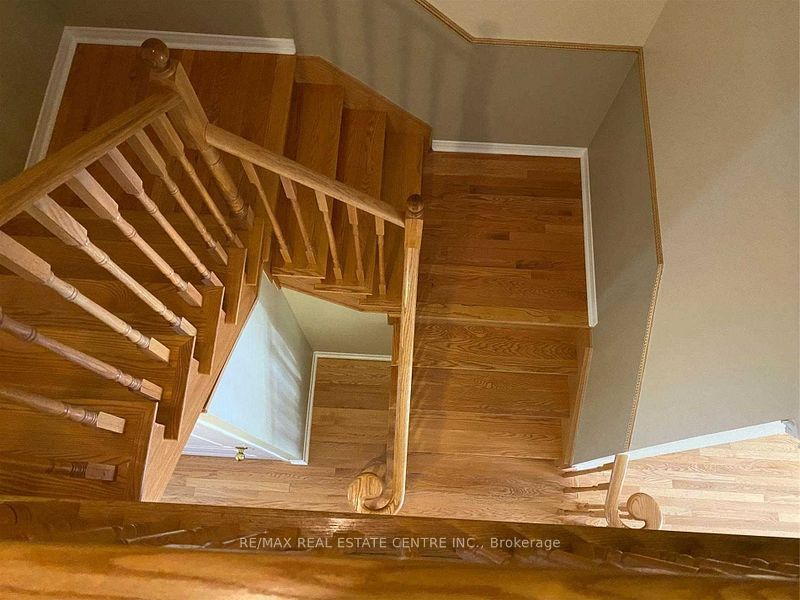 52 Lebovic Drive Property Photo 9